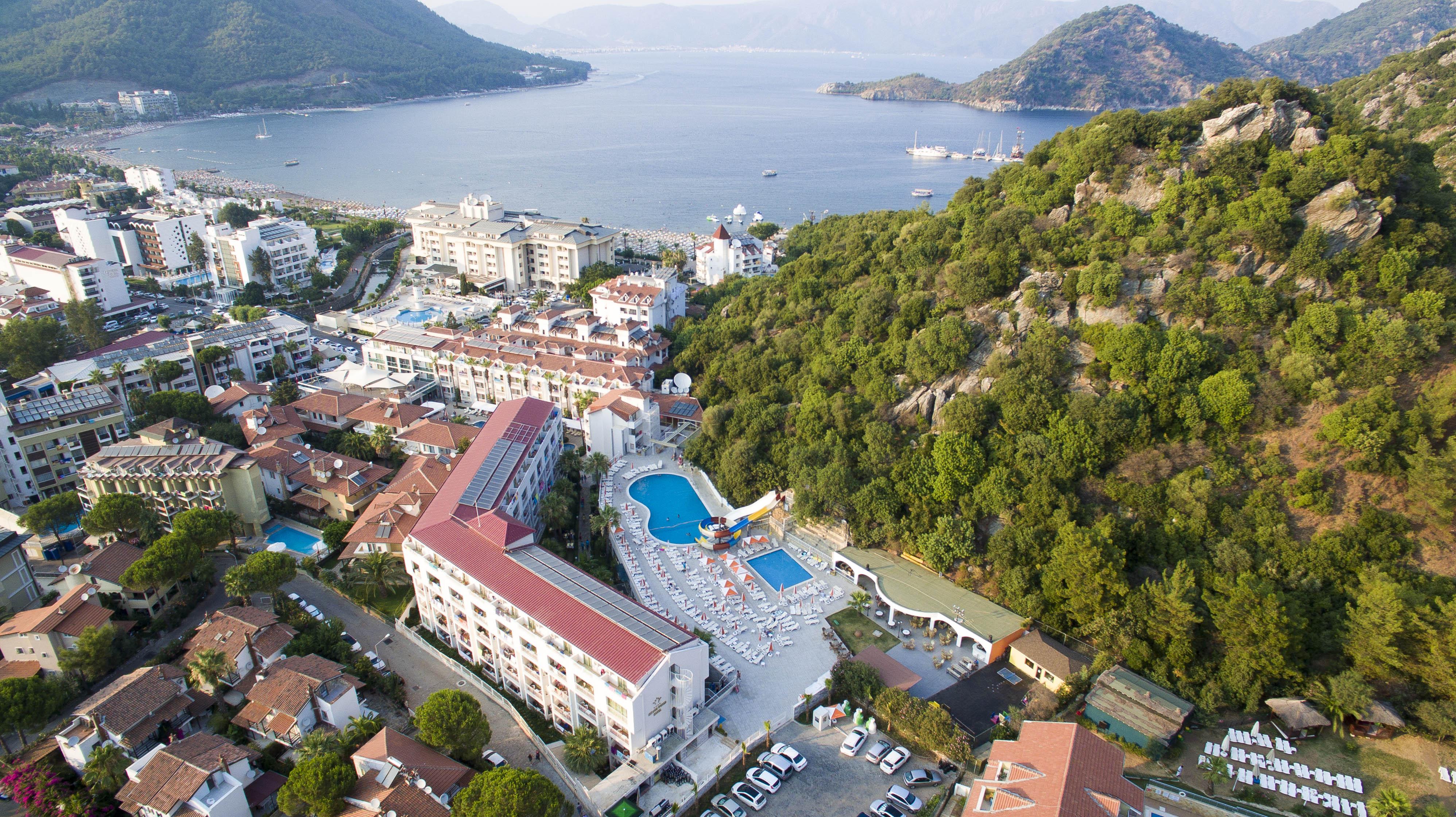 Mirage World Hotel 4*