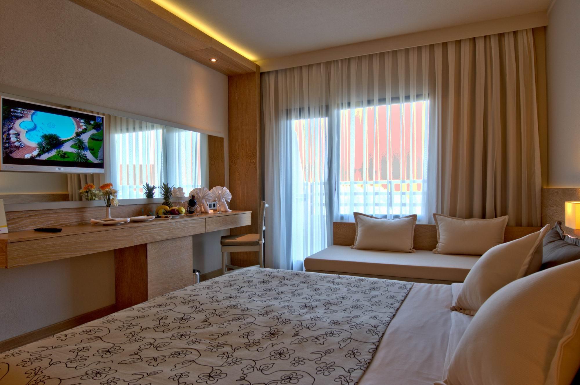 Tui Magic Life 5* Sarigerme