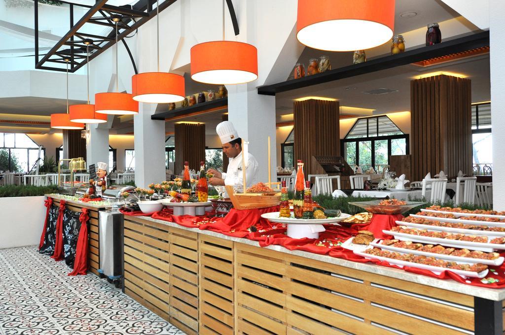 Tui Magic Life Hotel 5*