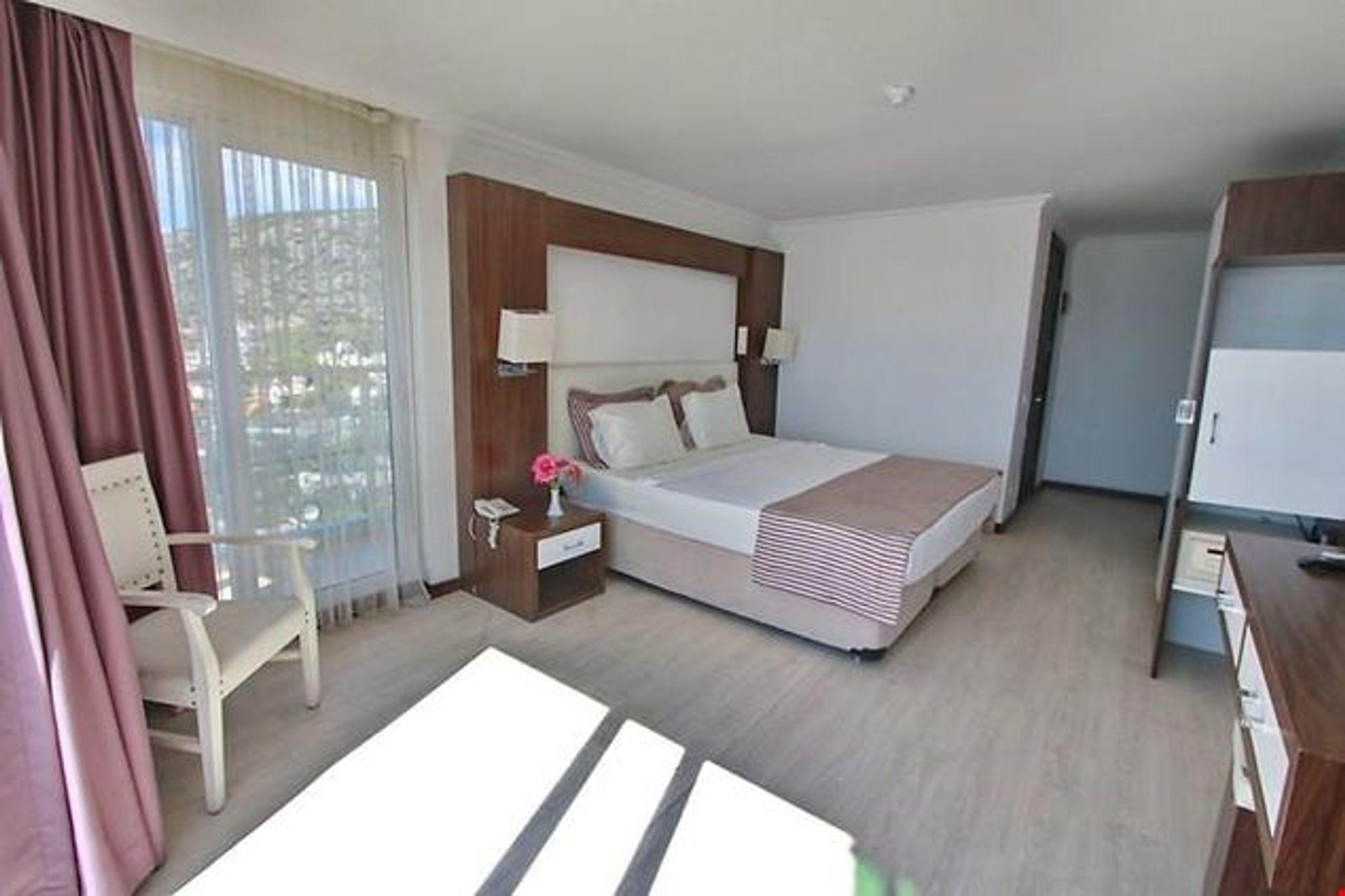 Arora Hotel Kusadasi