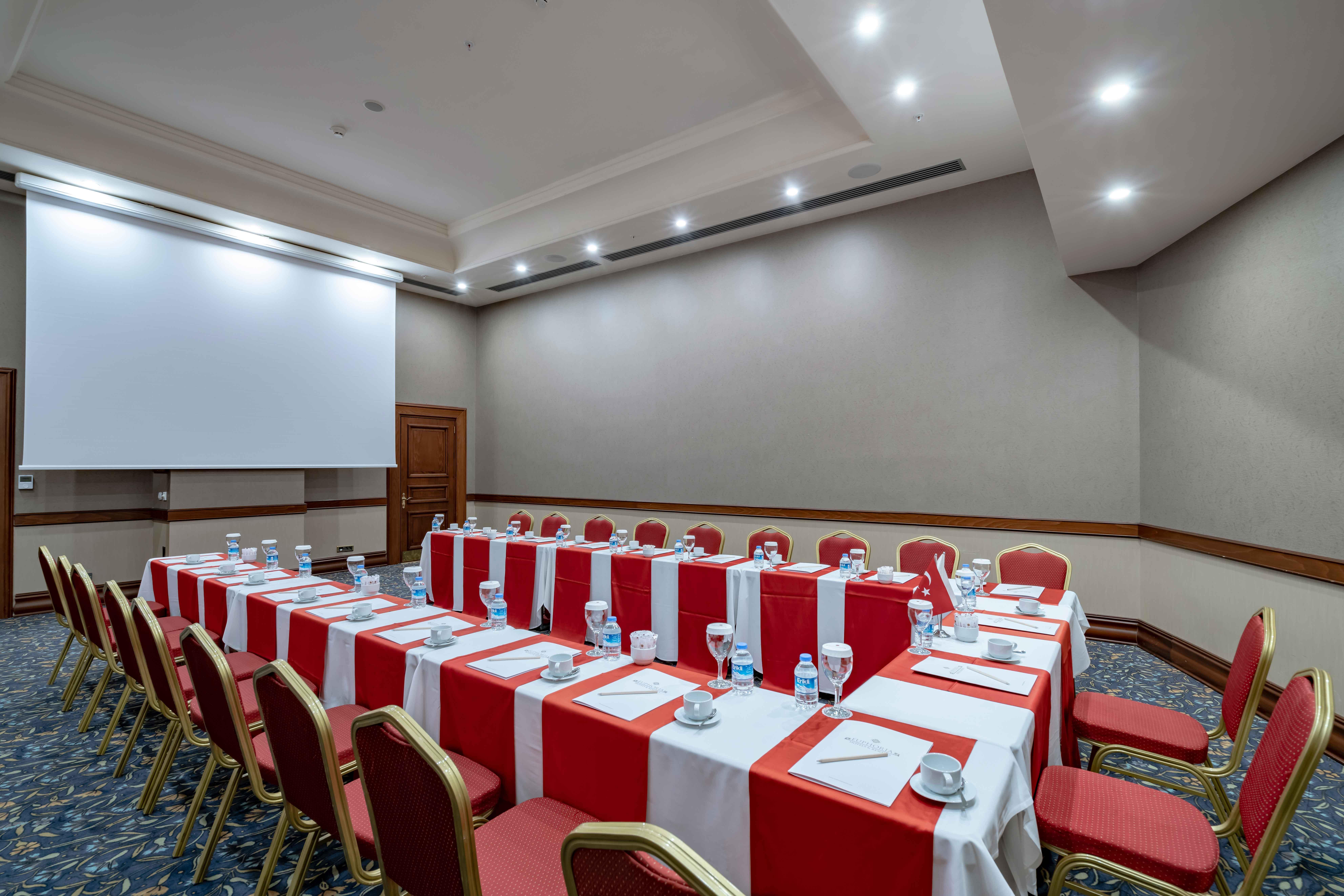 Royal Teos Thermal Clinic & - Halal 5*