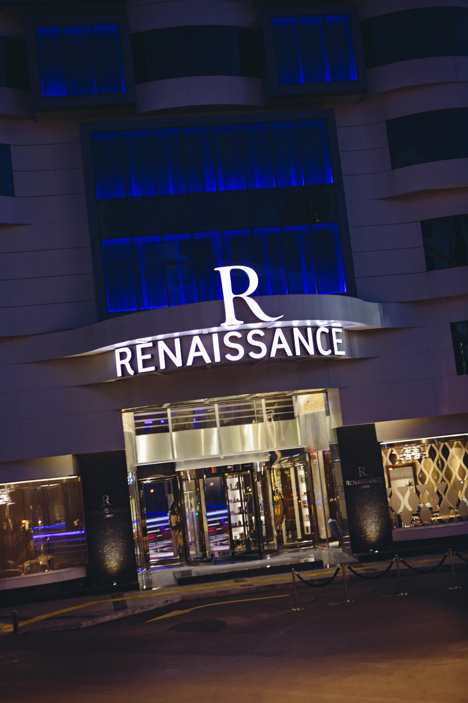 Renaissance Hotel 5*