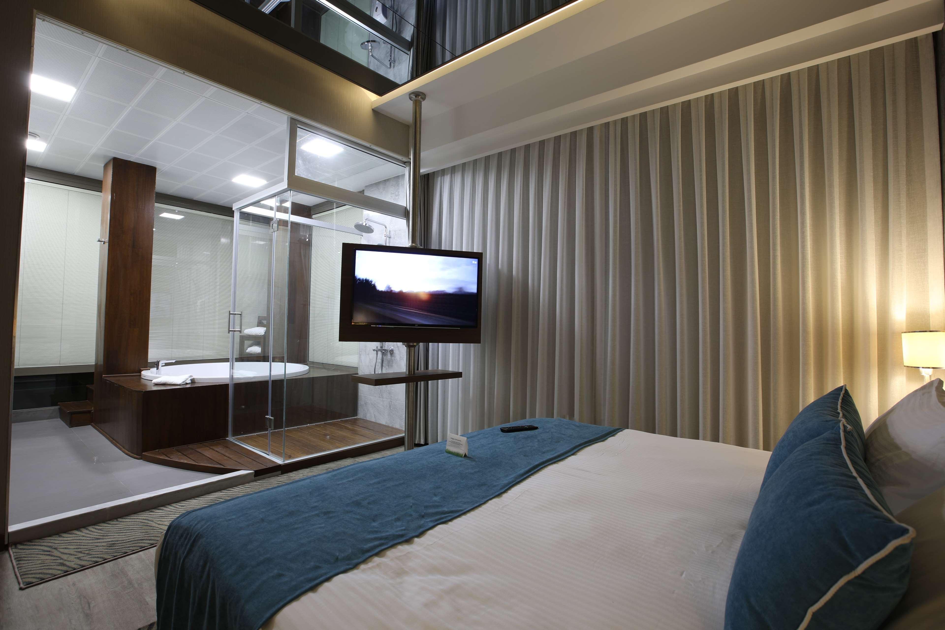 Western Premier Karsiyaka Convention & 5*