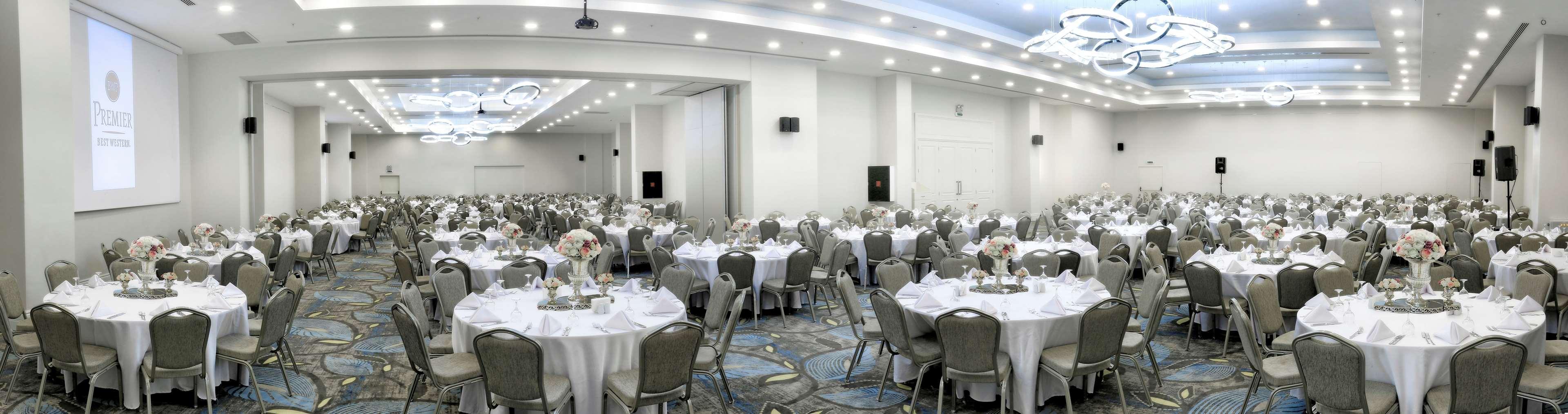 Hotel Western Premier Karsiyaka Convention &