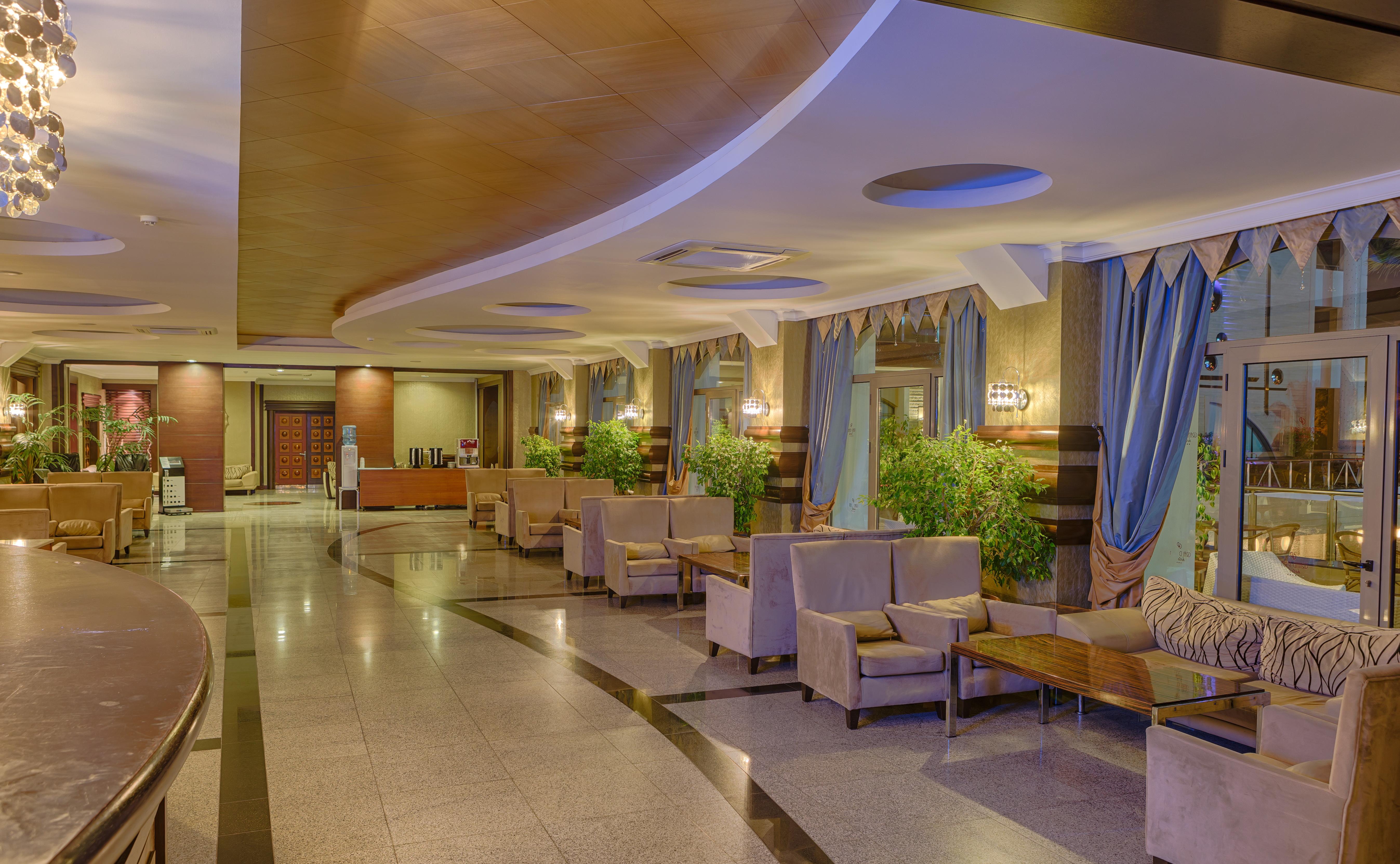 Hotel Grand Pasa 5*