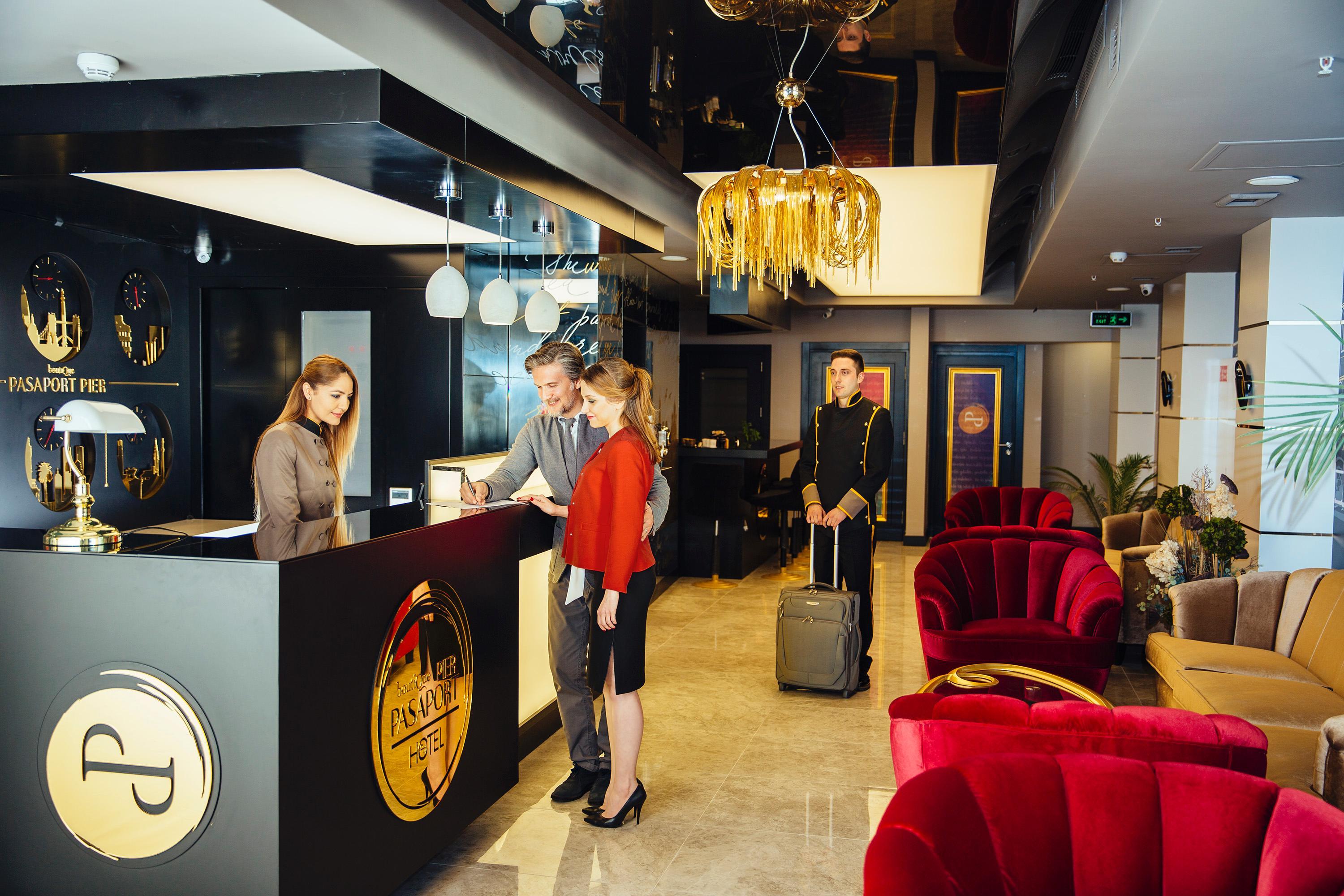 Pasaport Pier Hotel