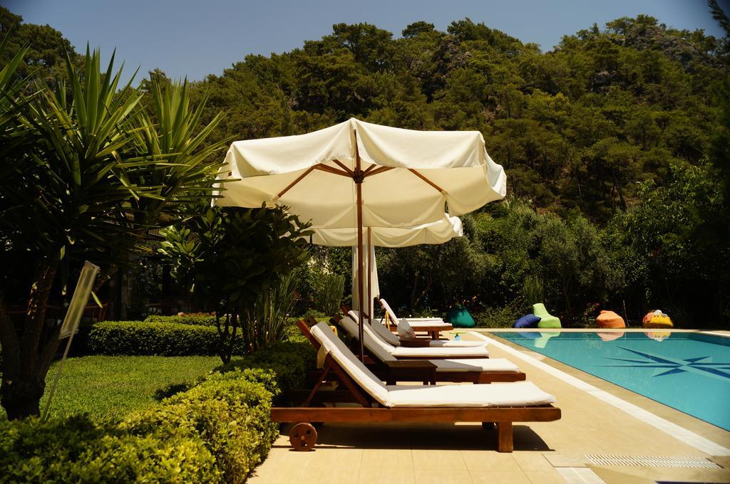 Dalos Hotel 2*