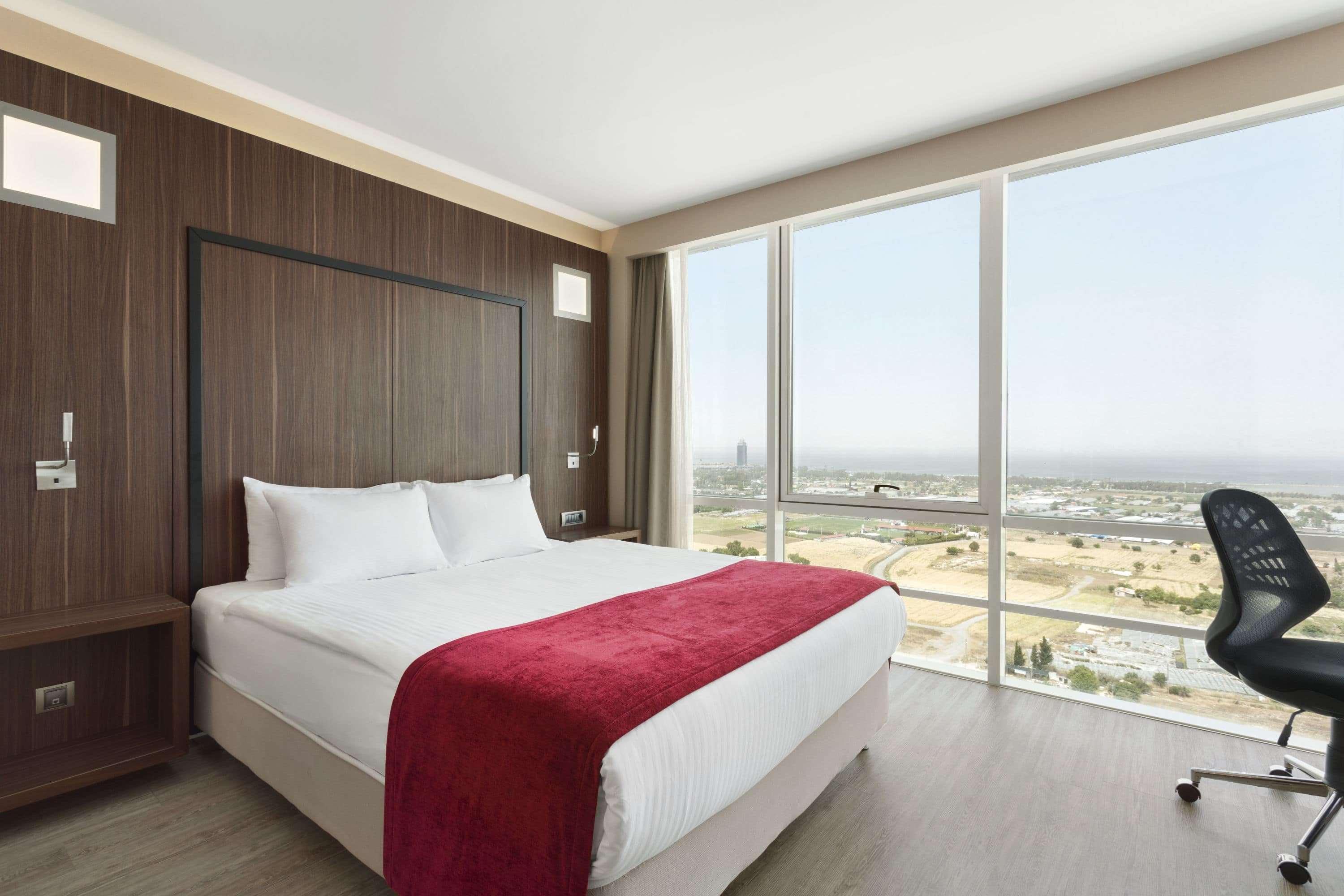 Hotel Ramada Encore By Wyndham Izmir