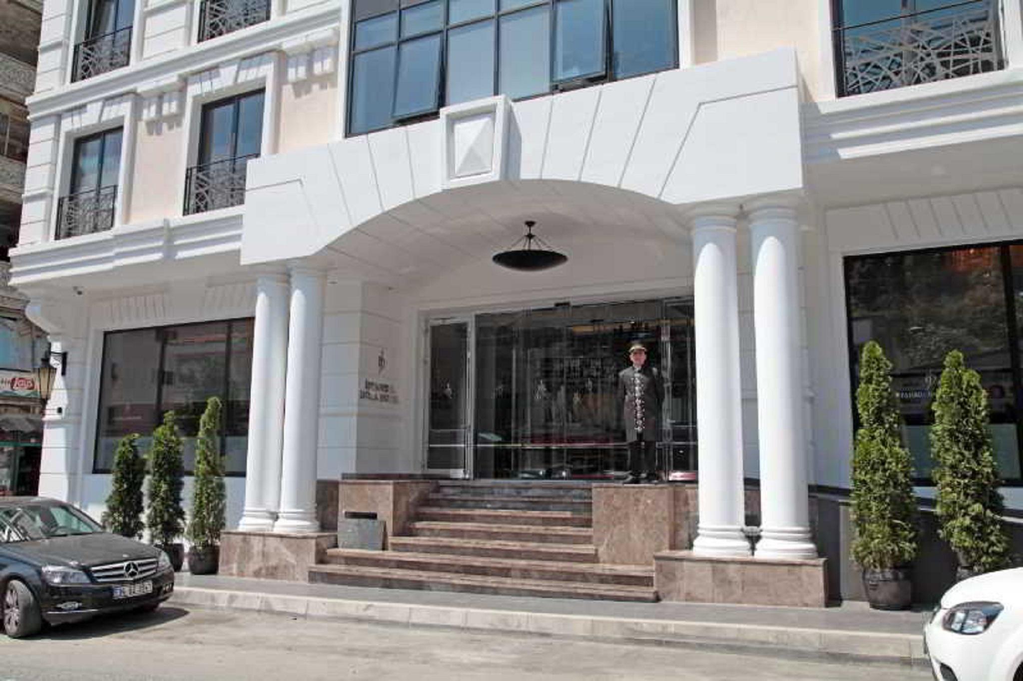 Hotel Dora 4*