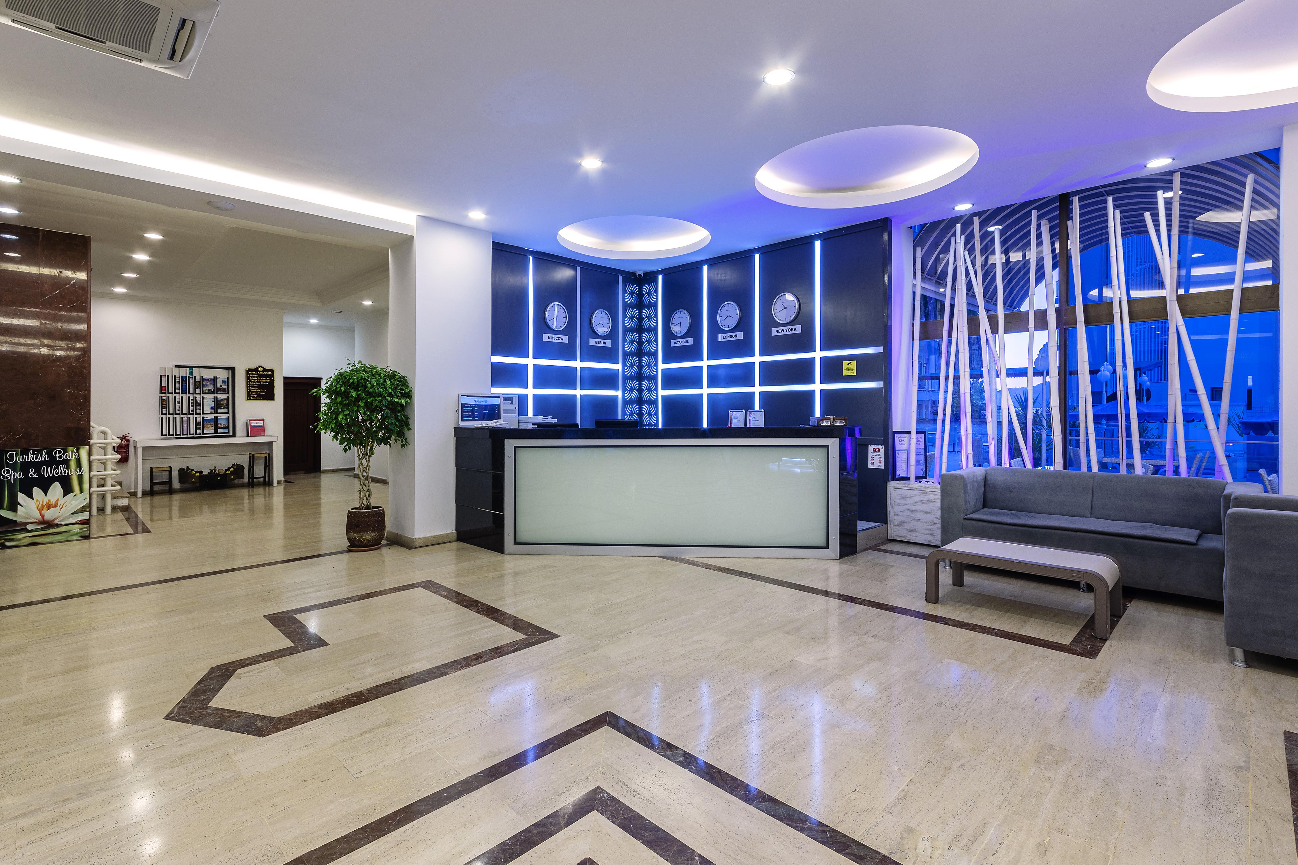 Kayamaris Hotel 4*