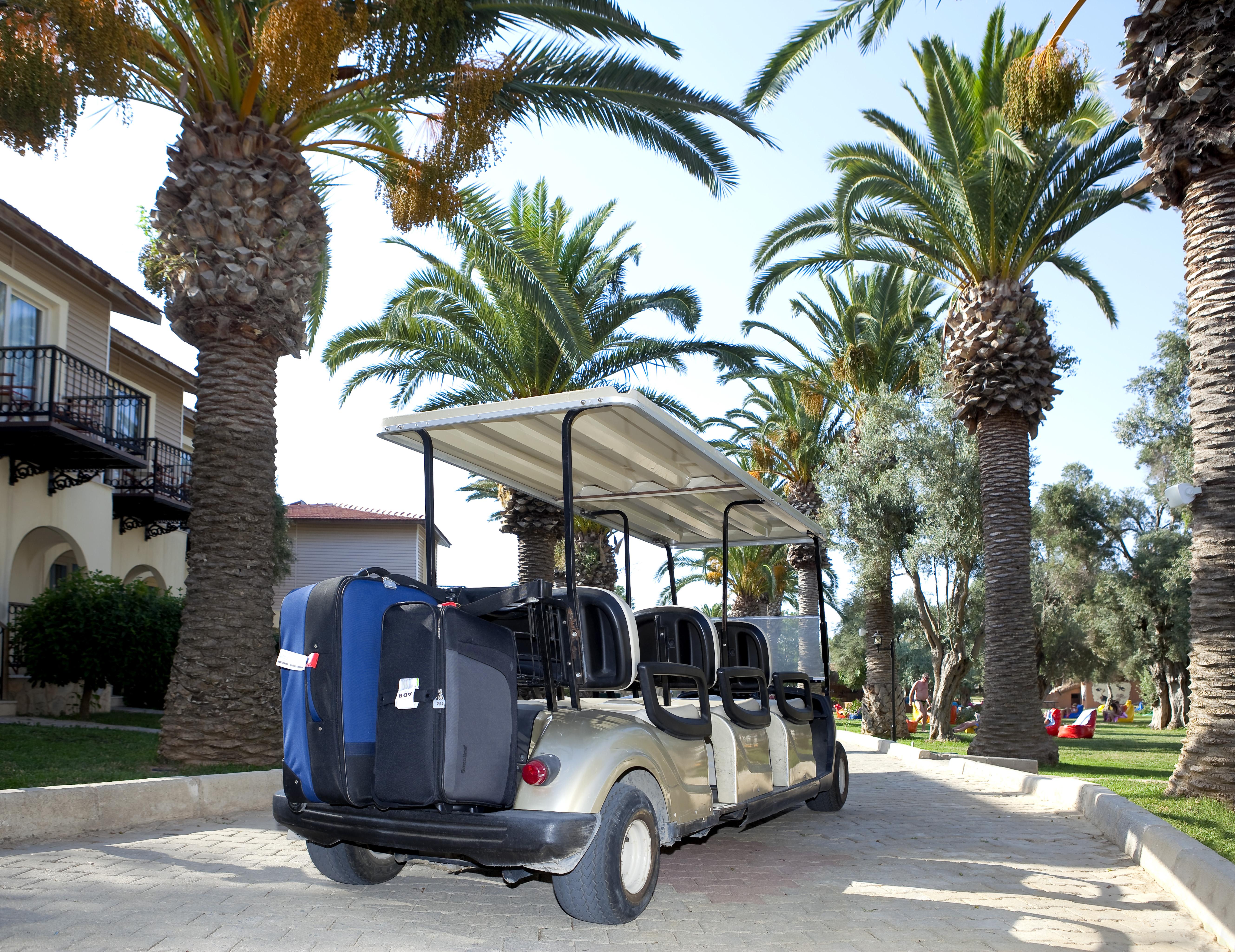 Club Atlantis Hotel 4*