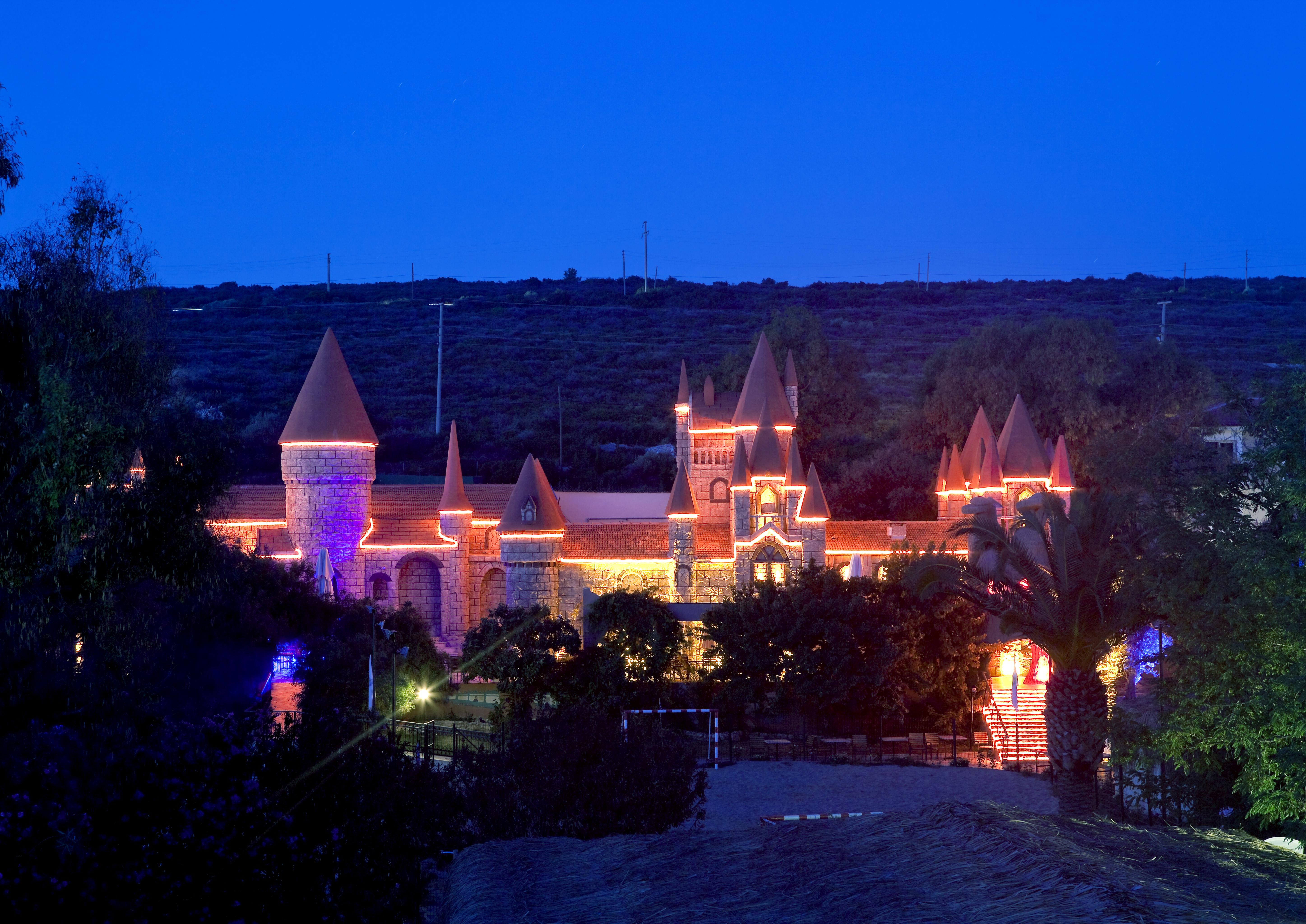 Club Atlantis 4*