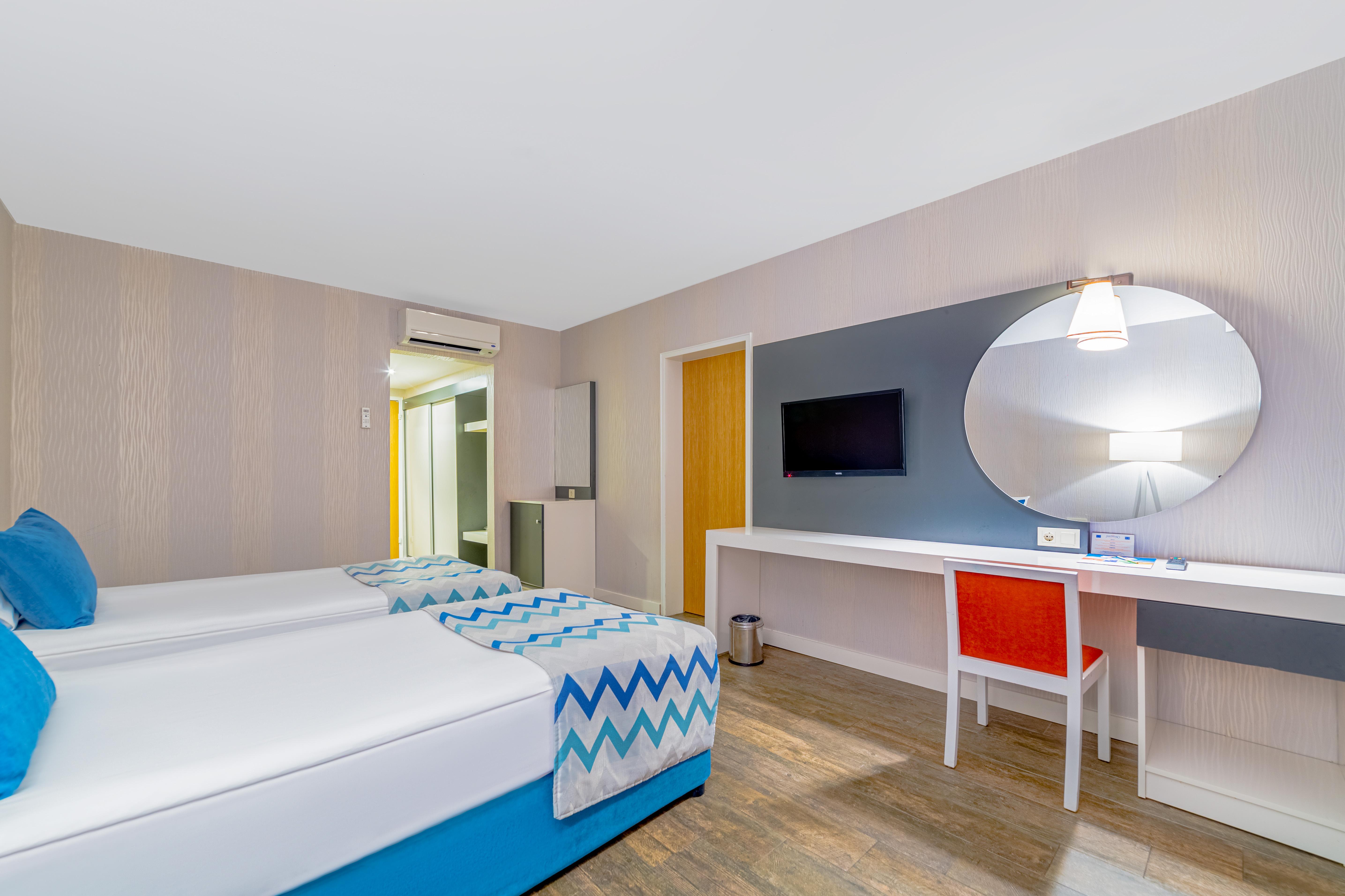 Resort Justiniano Club Park Conti Okurcalar