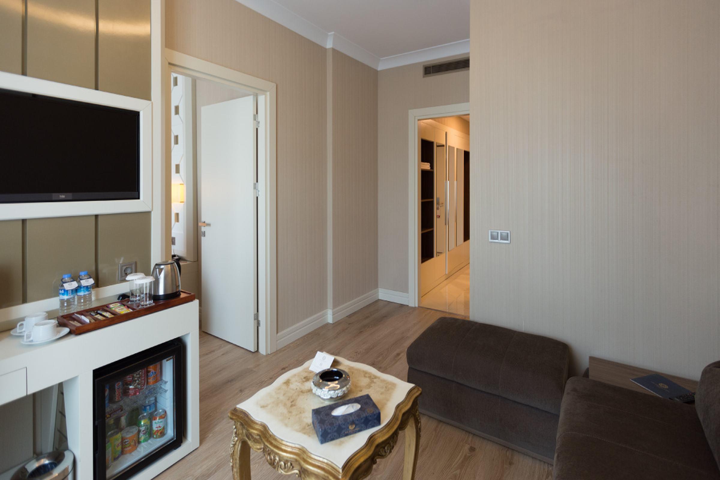 The Grand Mira Business Hotel