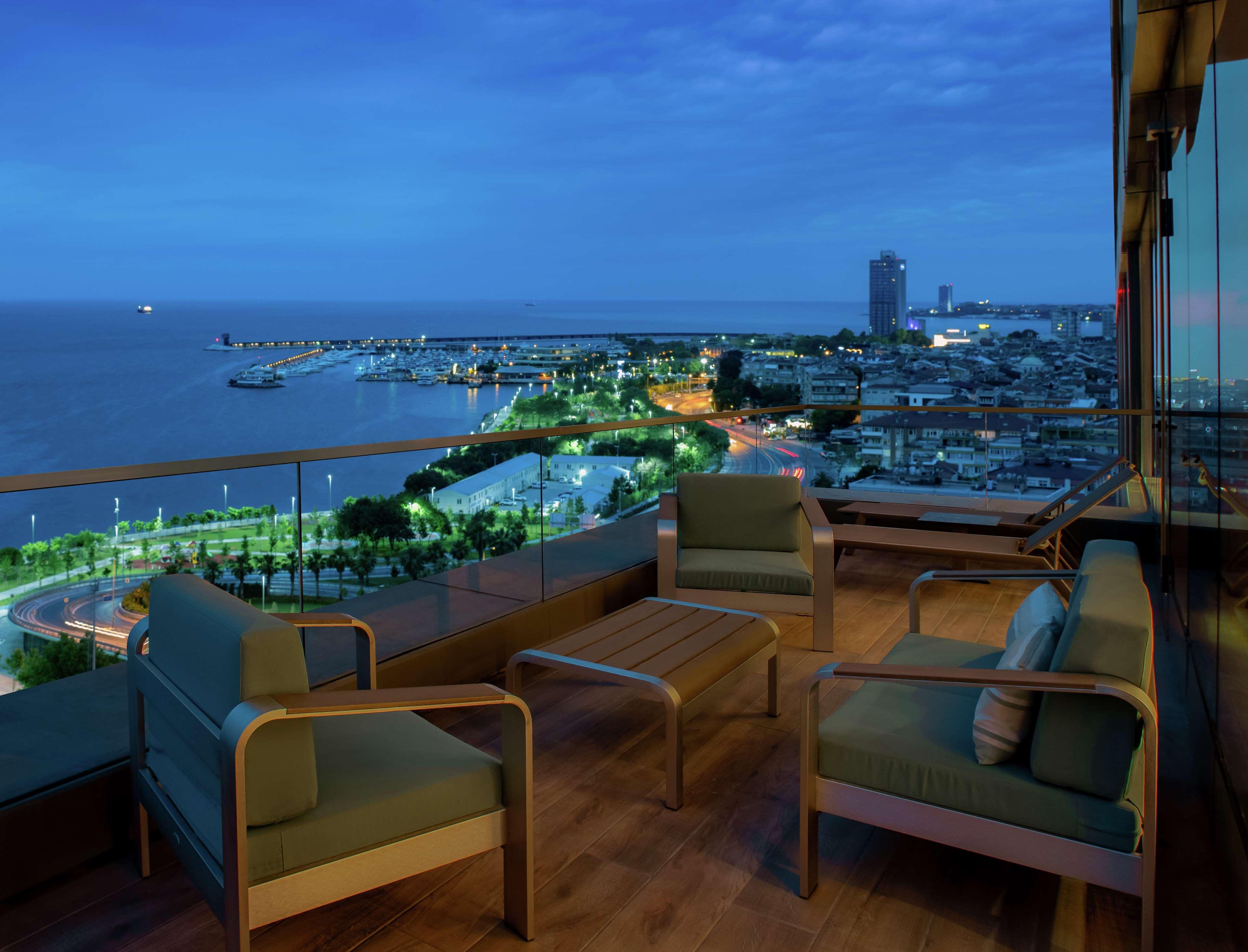 Hotel Hilton Bakirkoy 5*