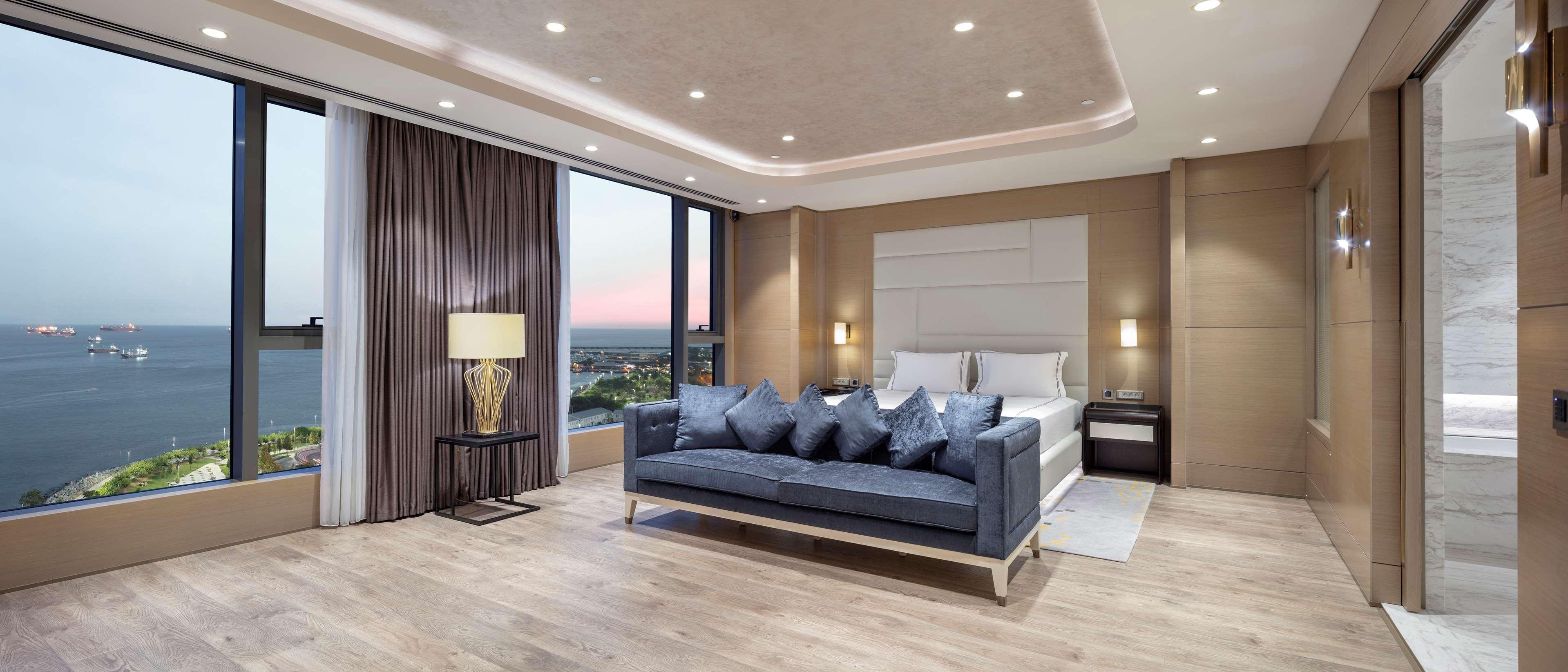 Hilton Bakirkoy 5*