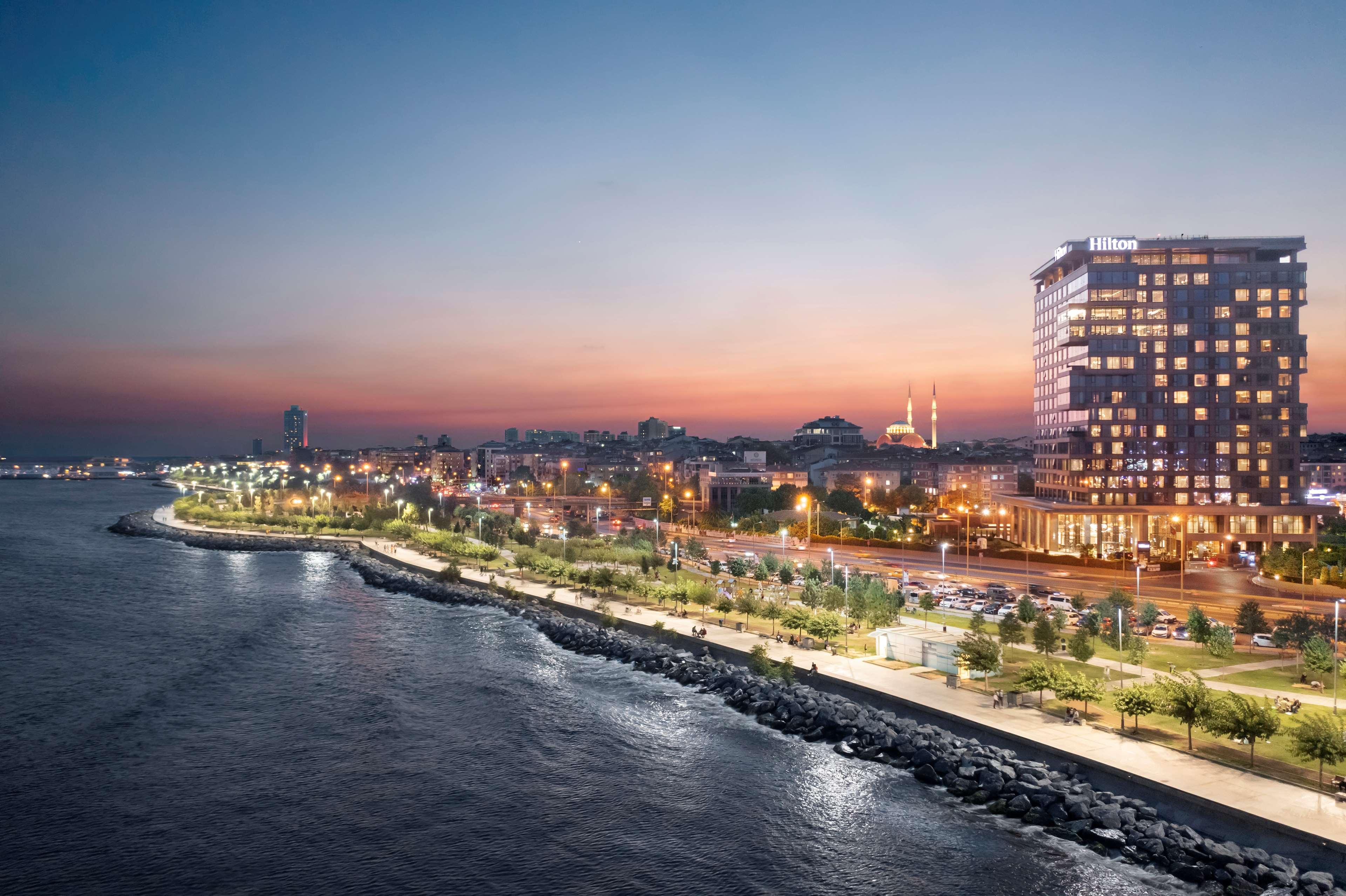 Hotel Hilton Bakirkoy 5*