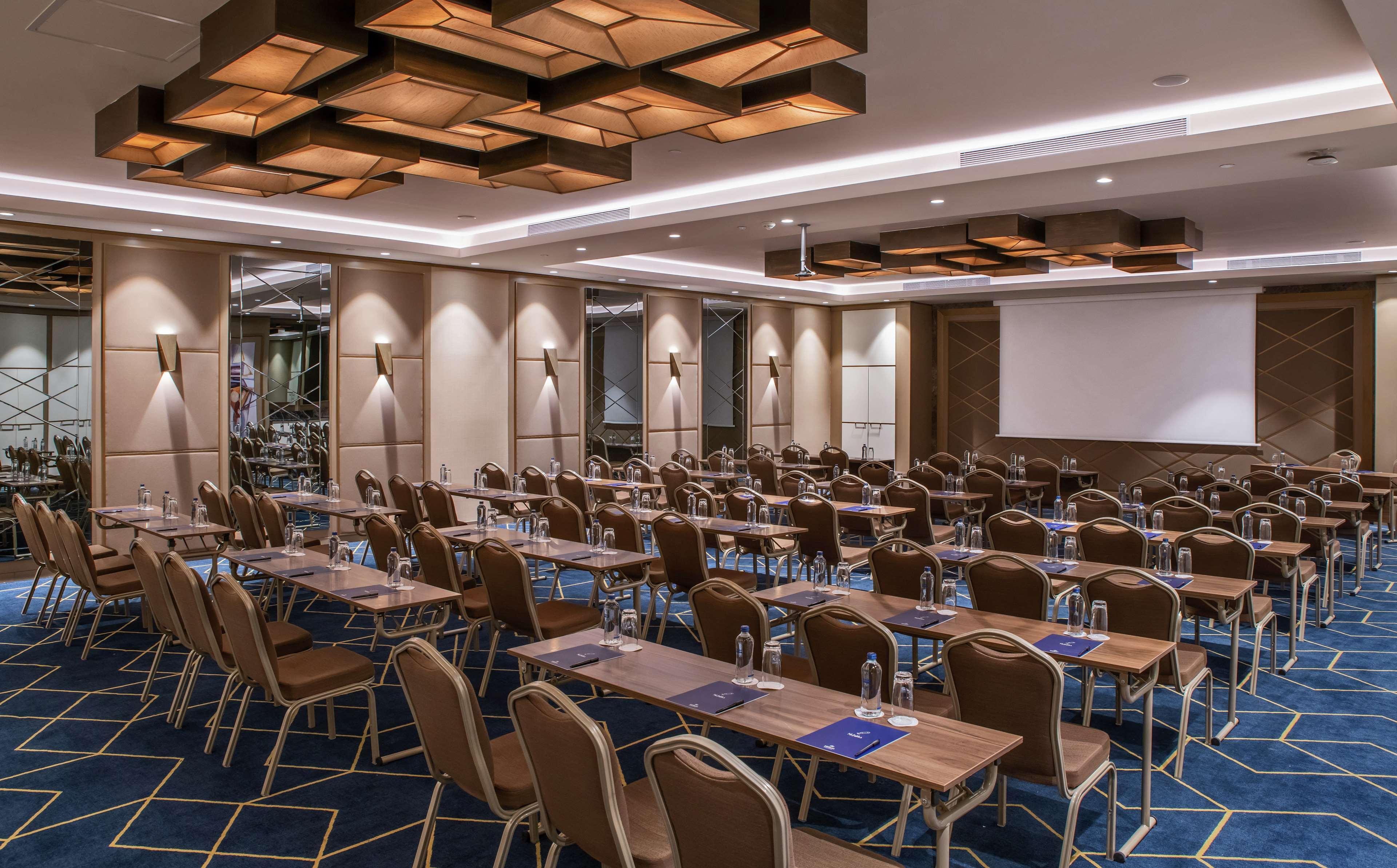 Hotel Hilton Bakirkoy 5*