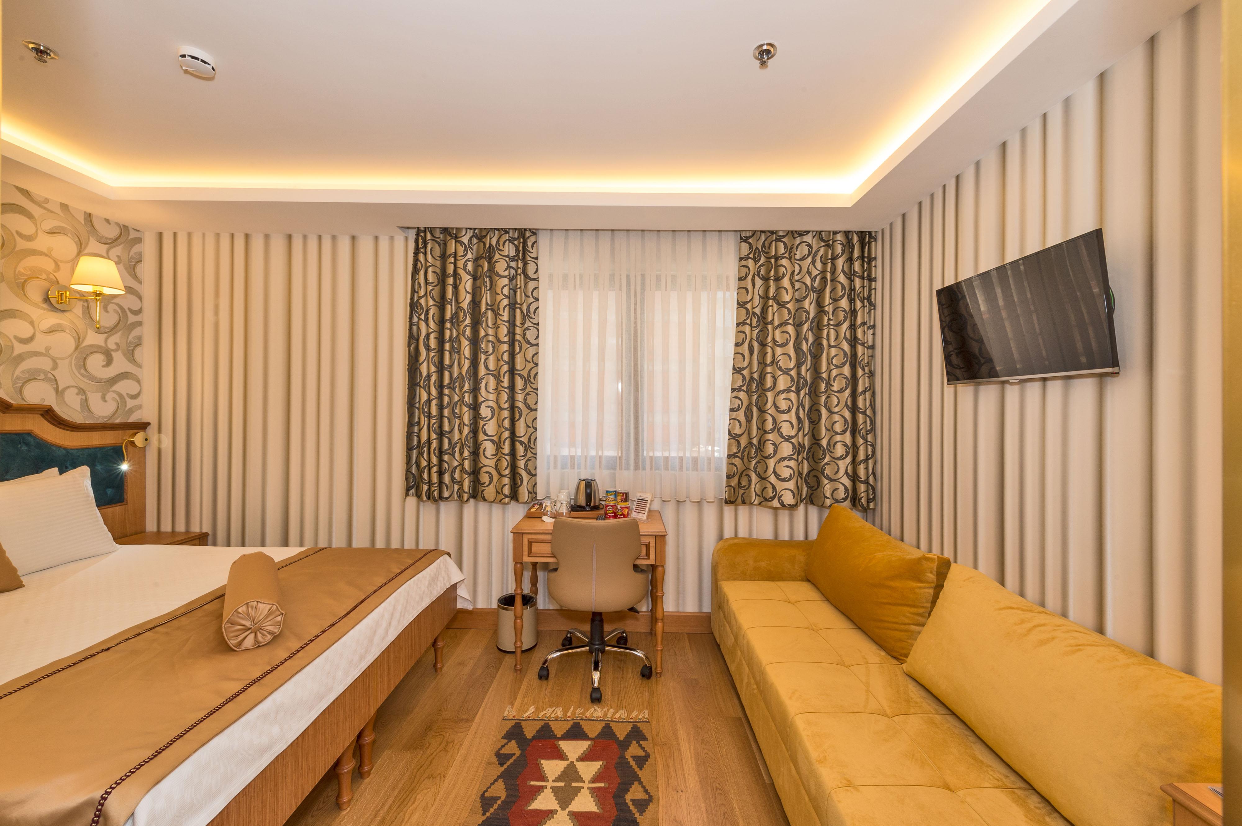 Aprilis Gold - Special Category Istanbul