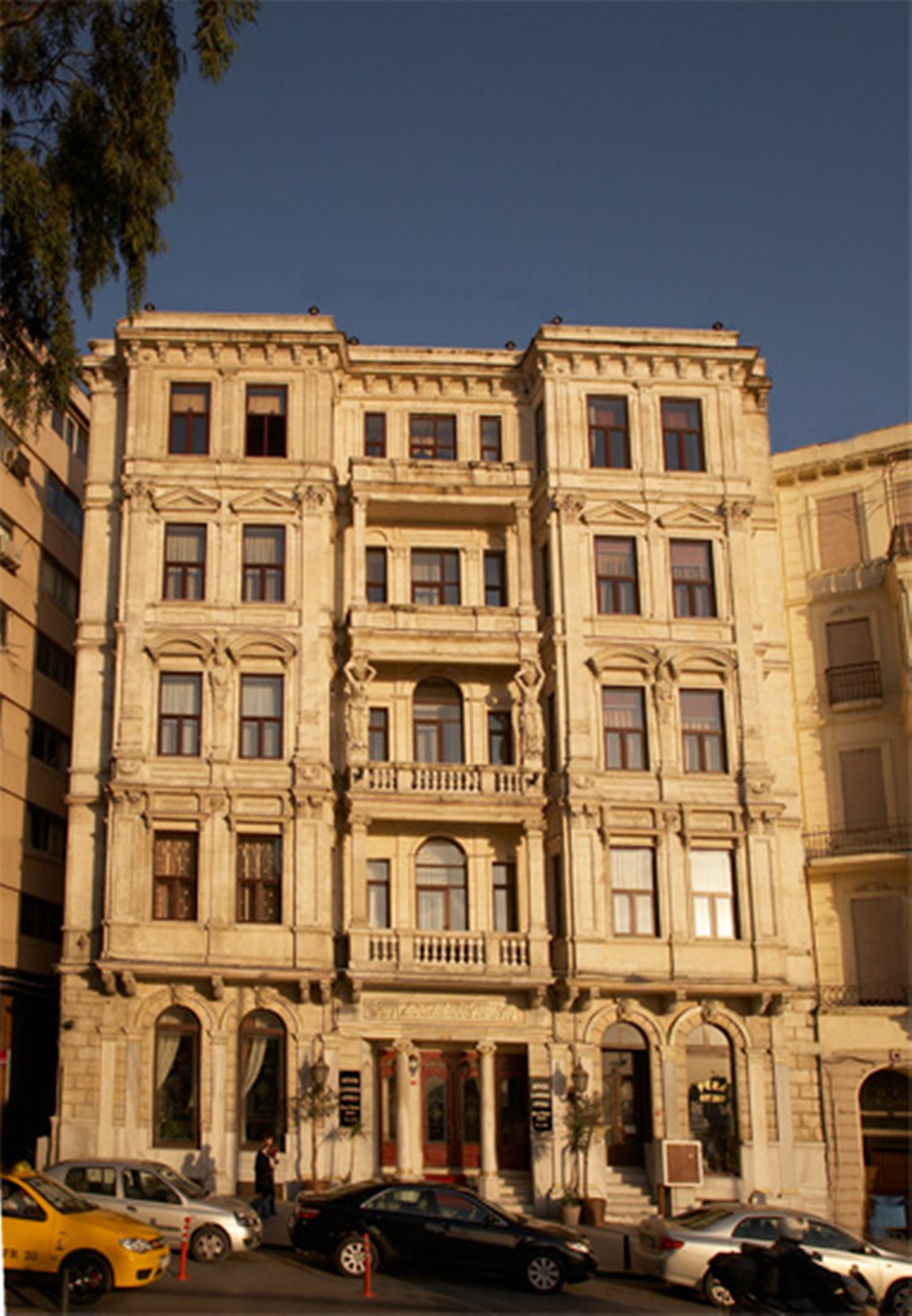 Grand De Londres Hotel