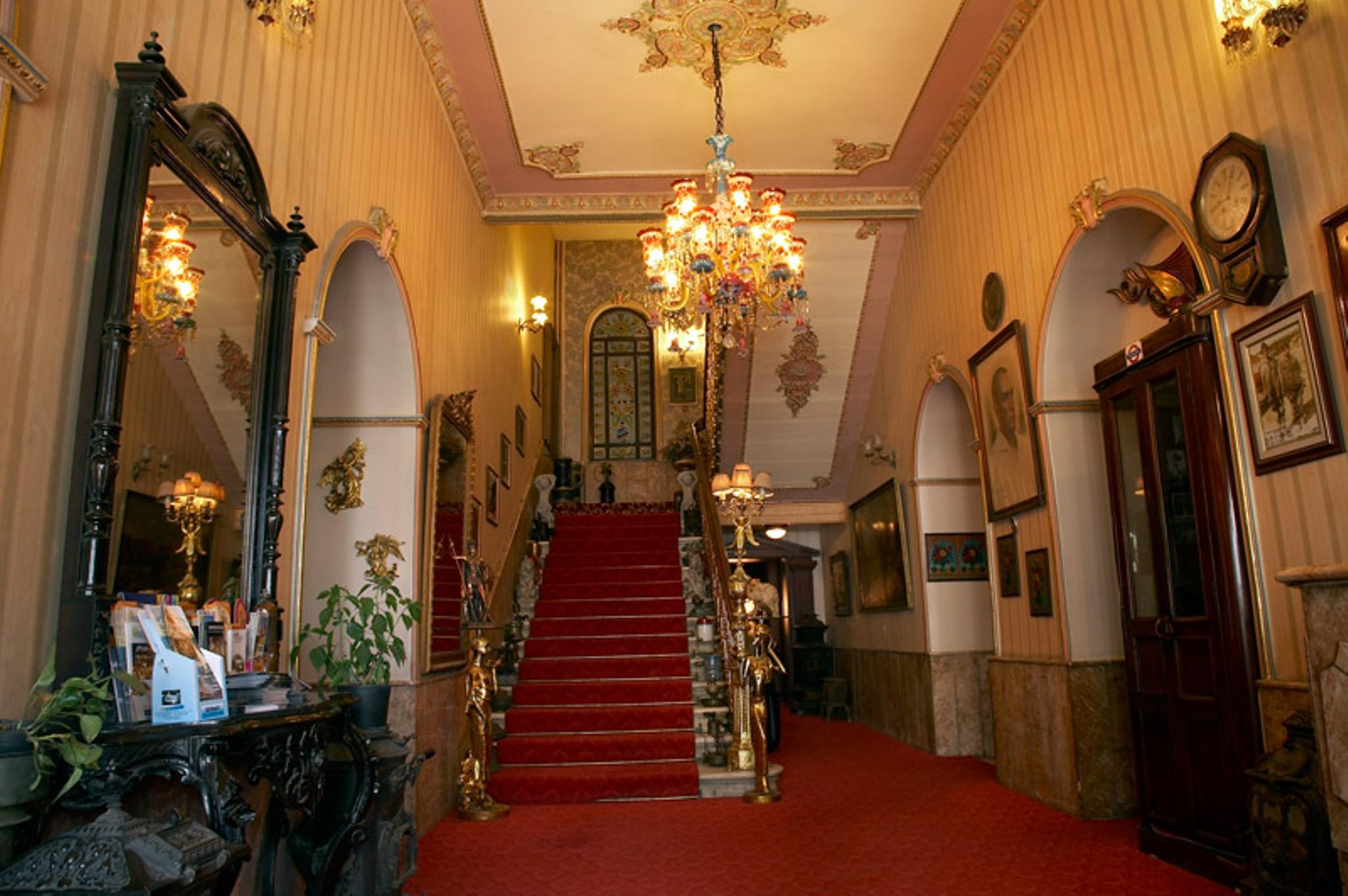 Grand De Londres Hotel
