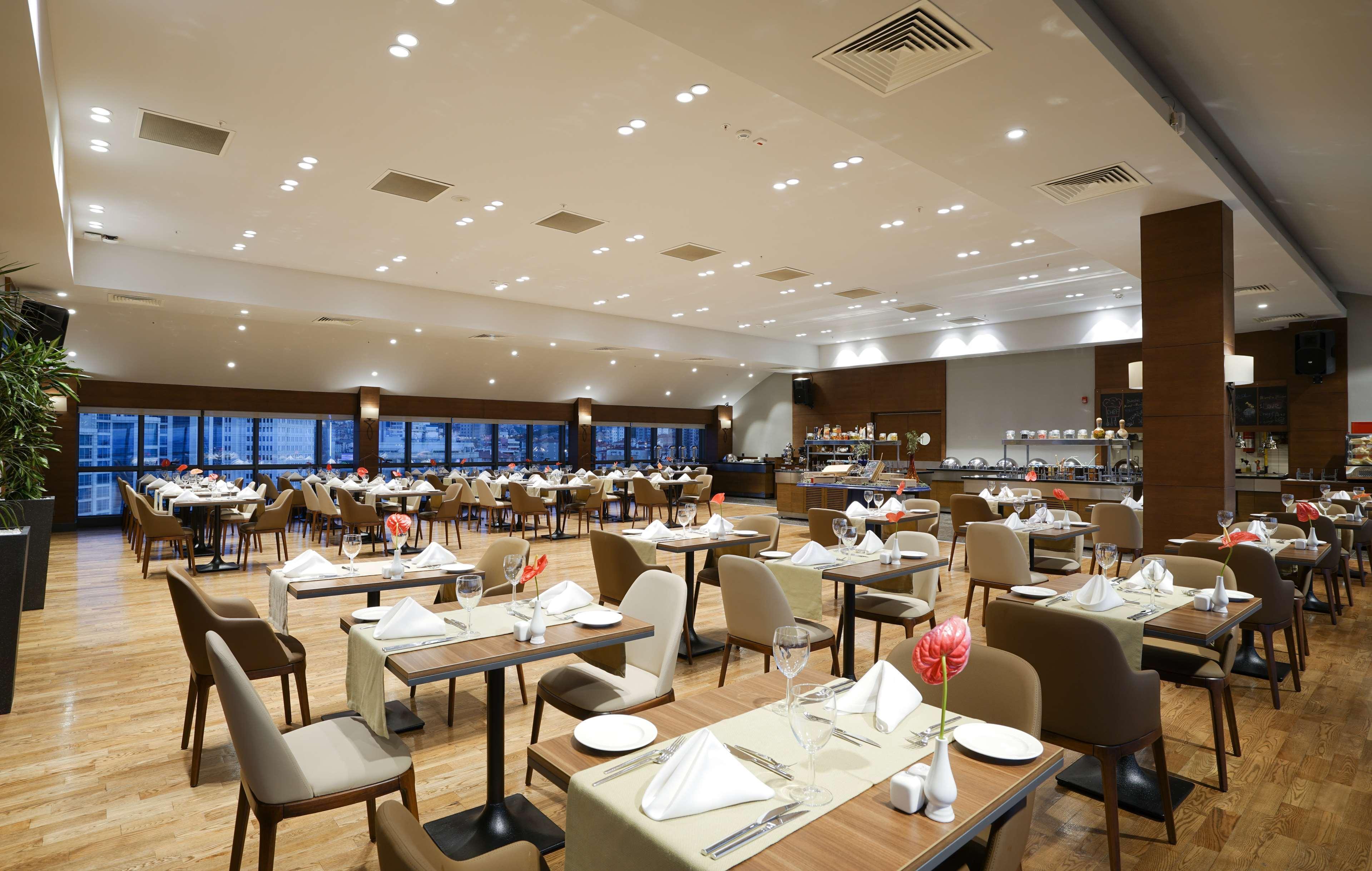 Hotel Radisson Blu Cankaya 5*