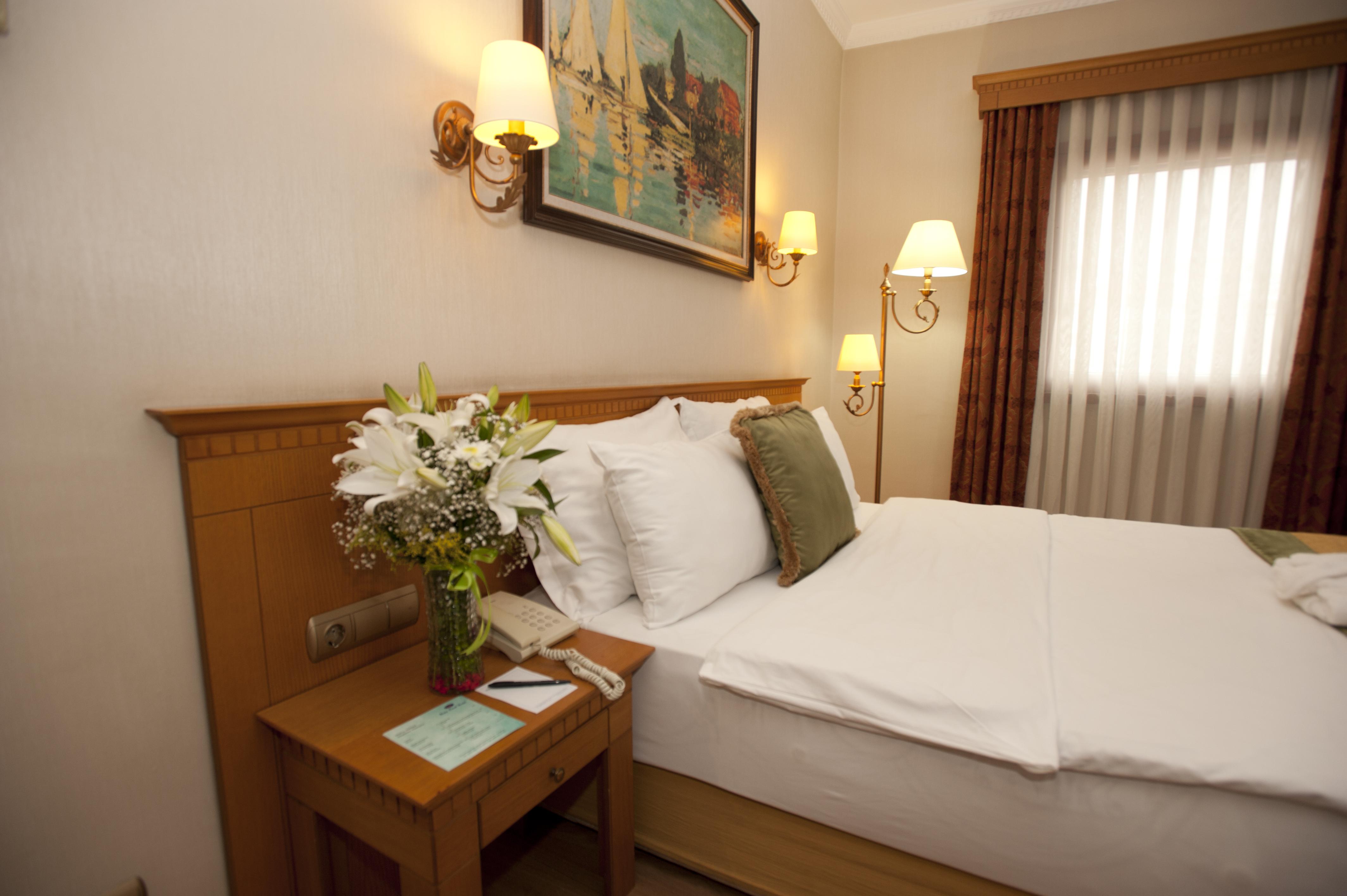 Usta Park Hotel 4*