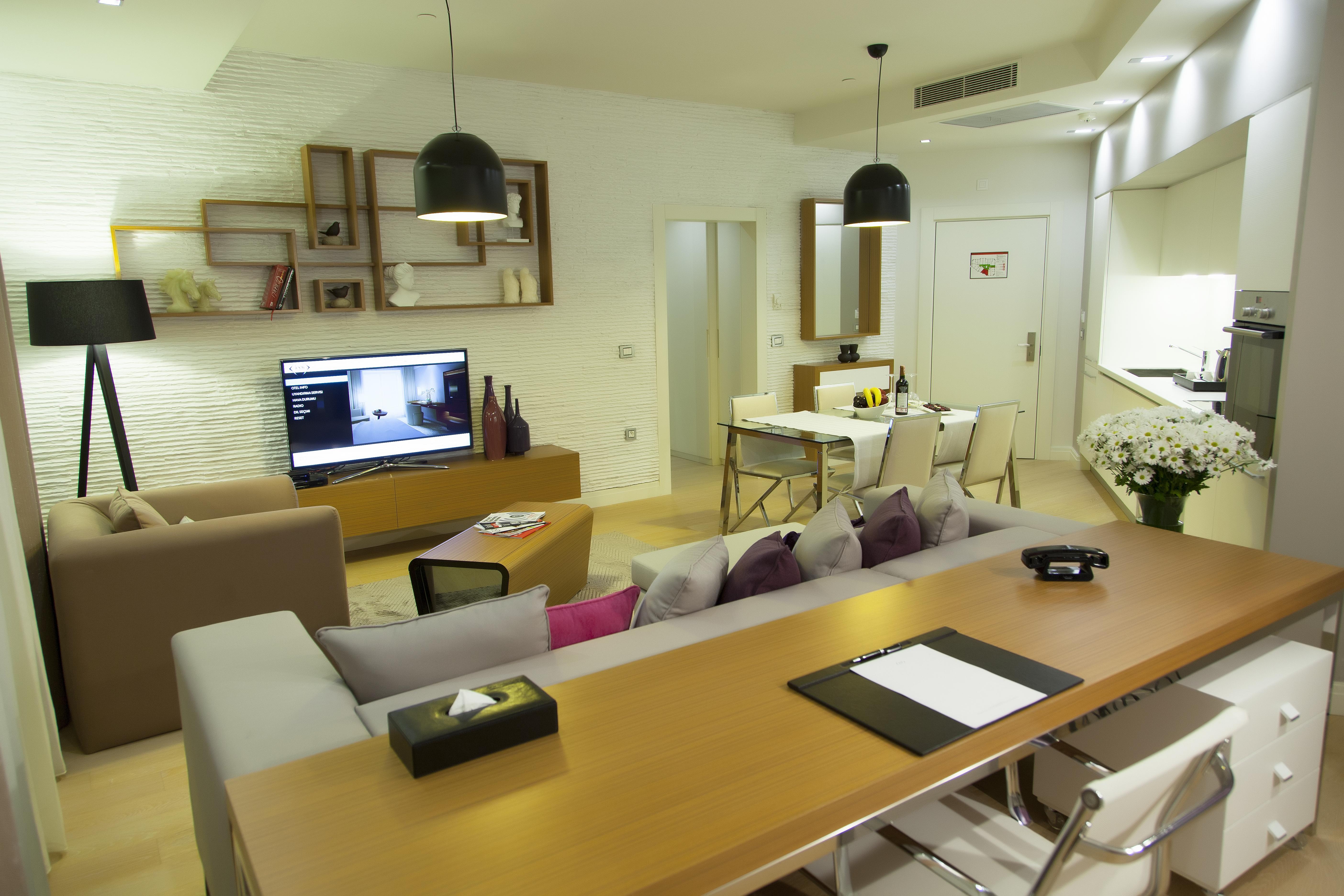 The Leos Aparthotel