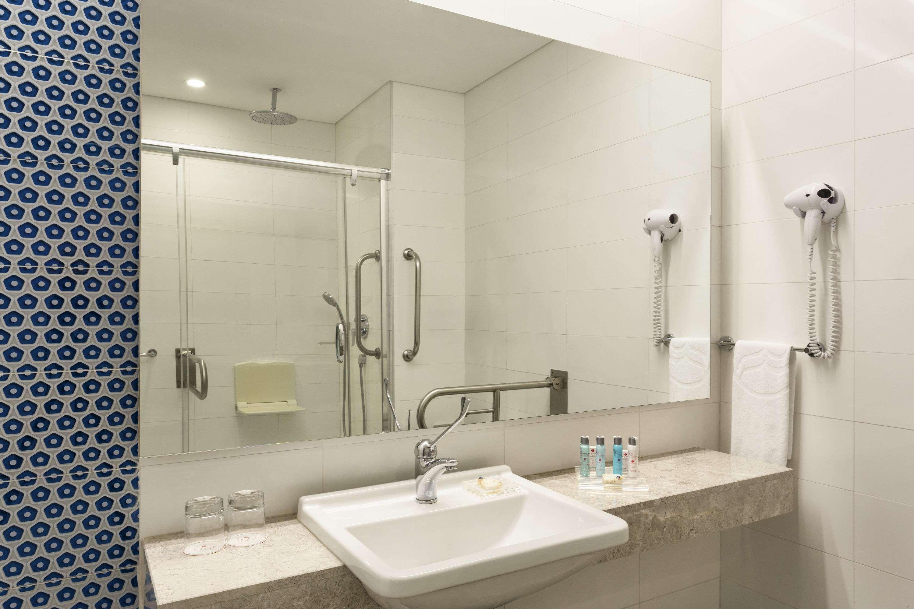 Hotel Ramada & By Wyndham Izmir