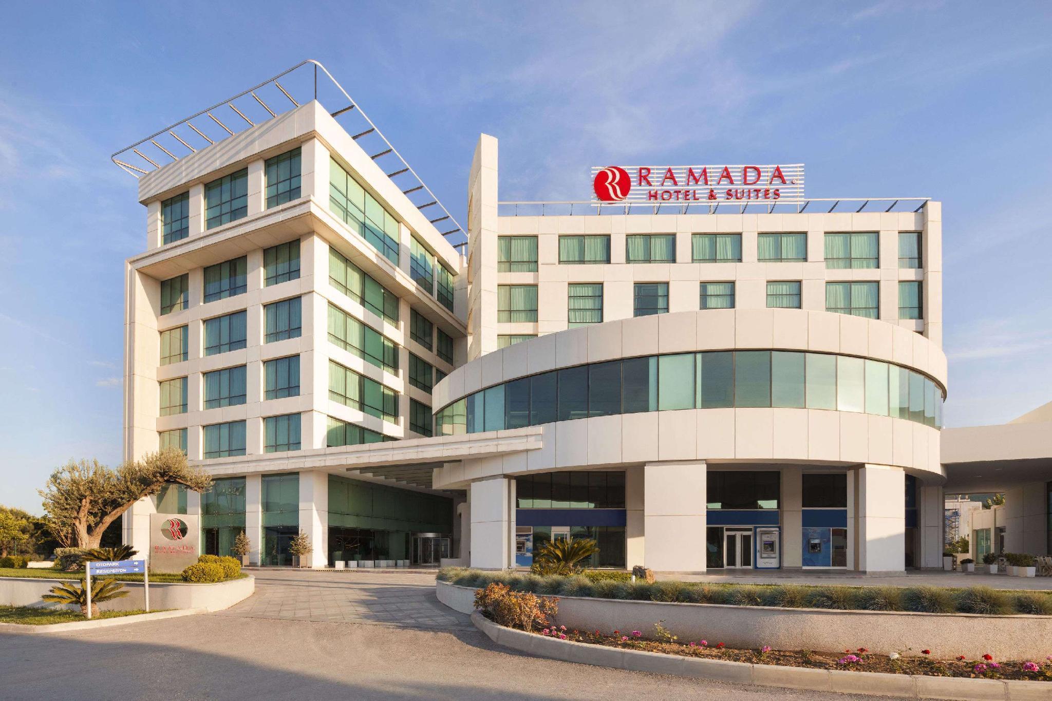 Ramada & By Wyndham Izmir 4*