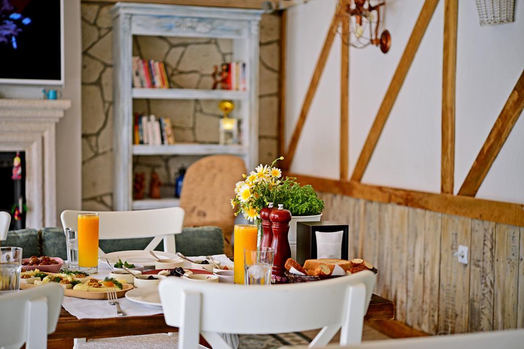 Bay C Hotel 2*