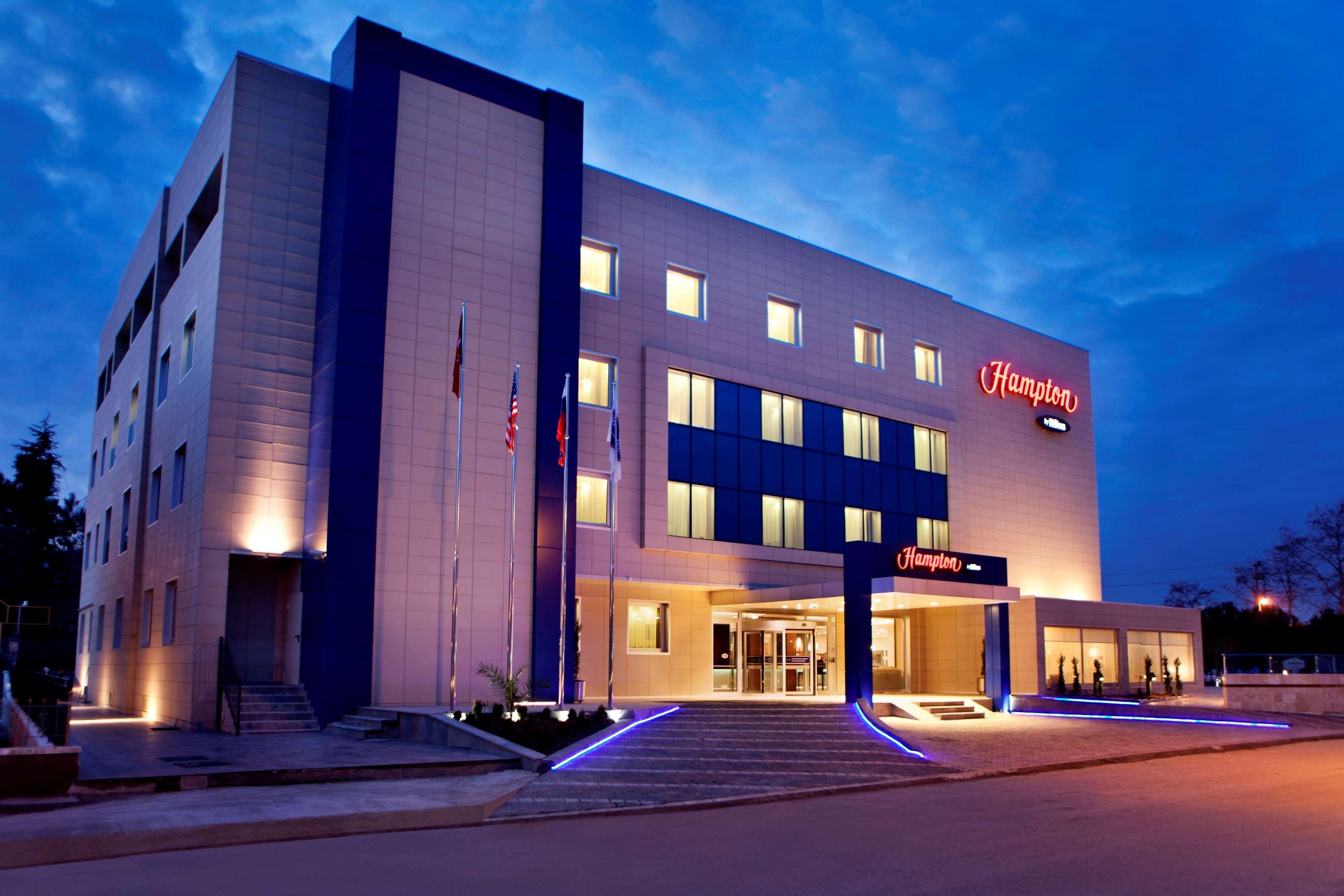 Hampton By Hilton 3*