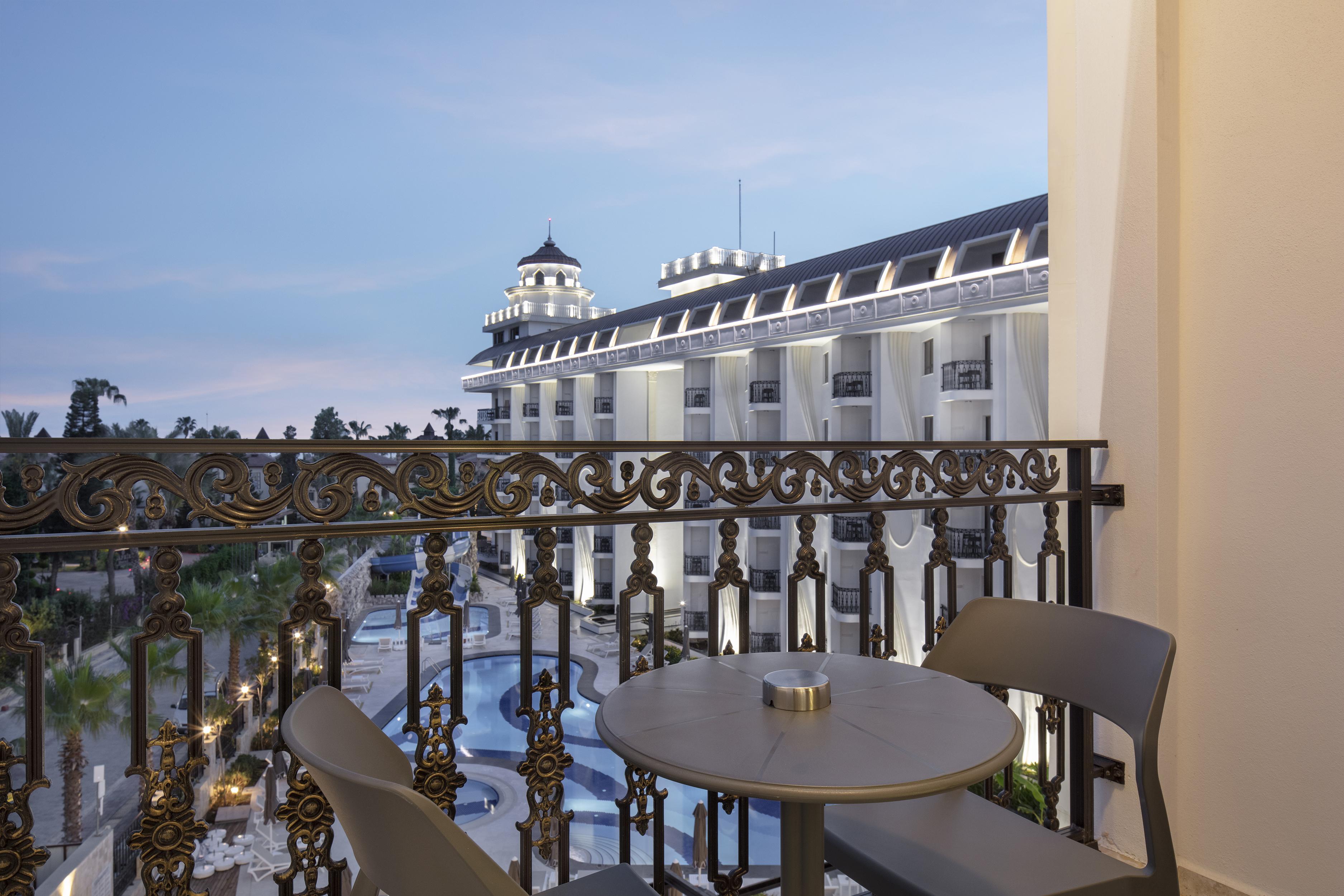Blue Marlin Deluxe & 5*