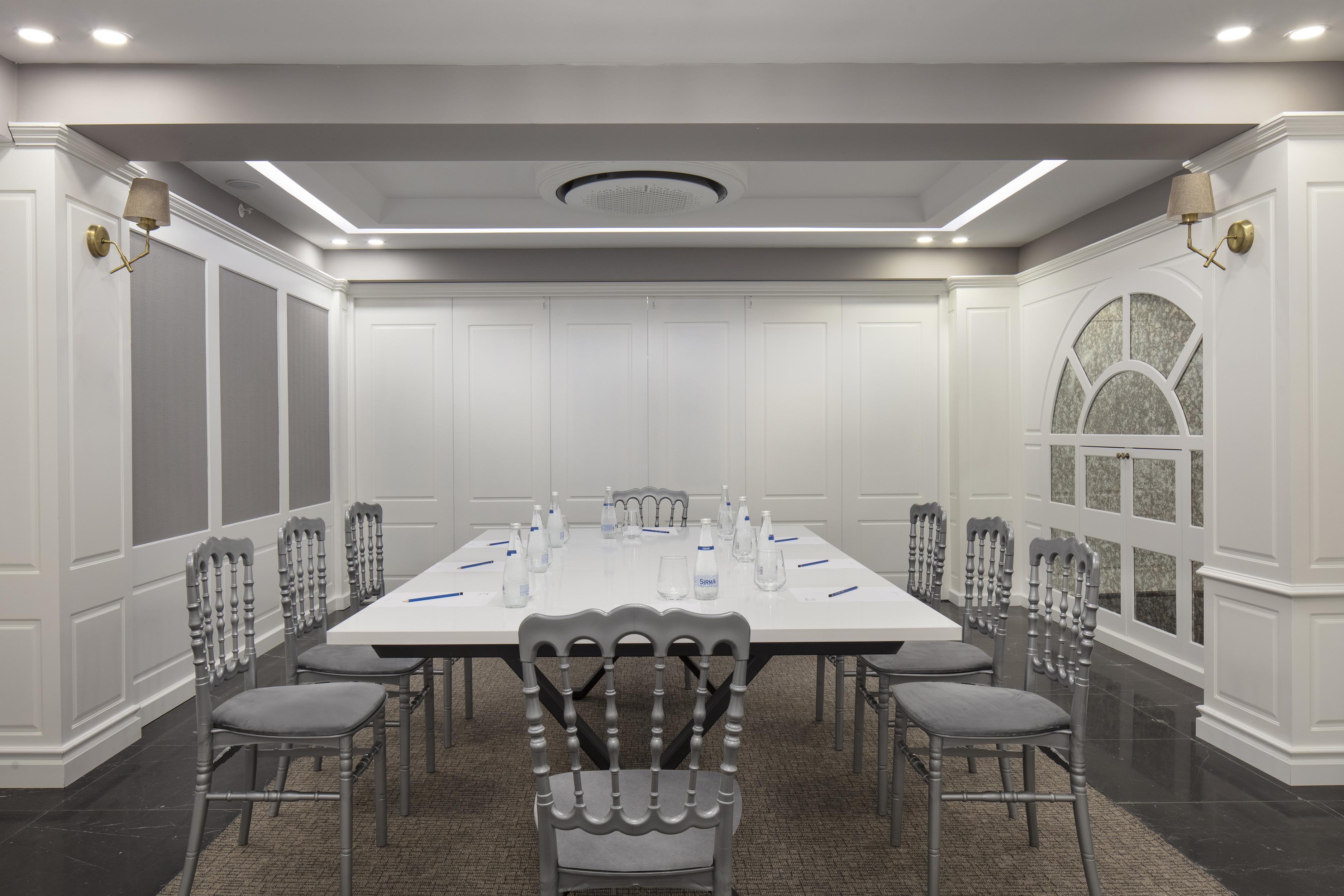 Hotel Blue Marlin Deluxe &