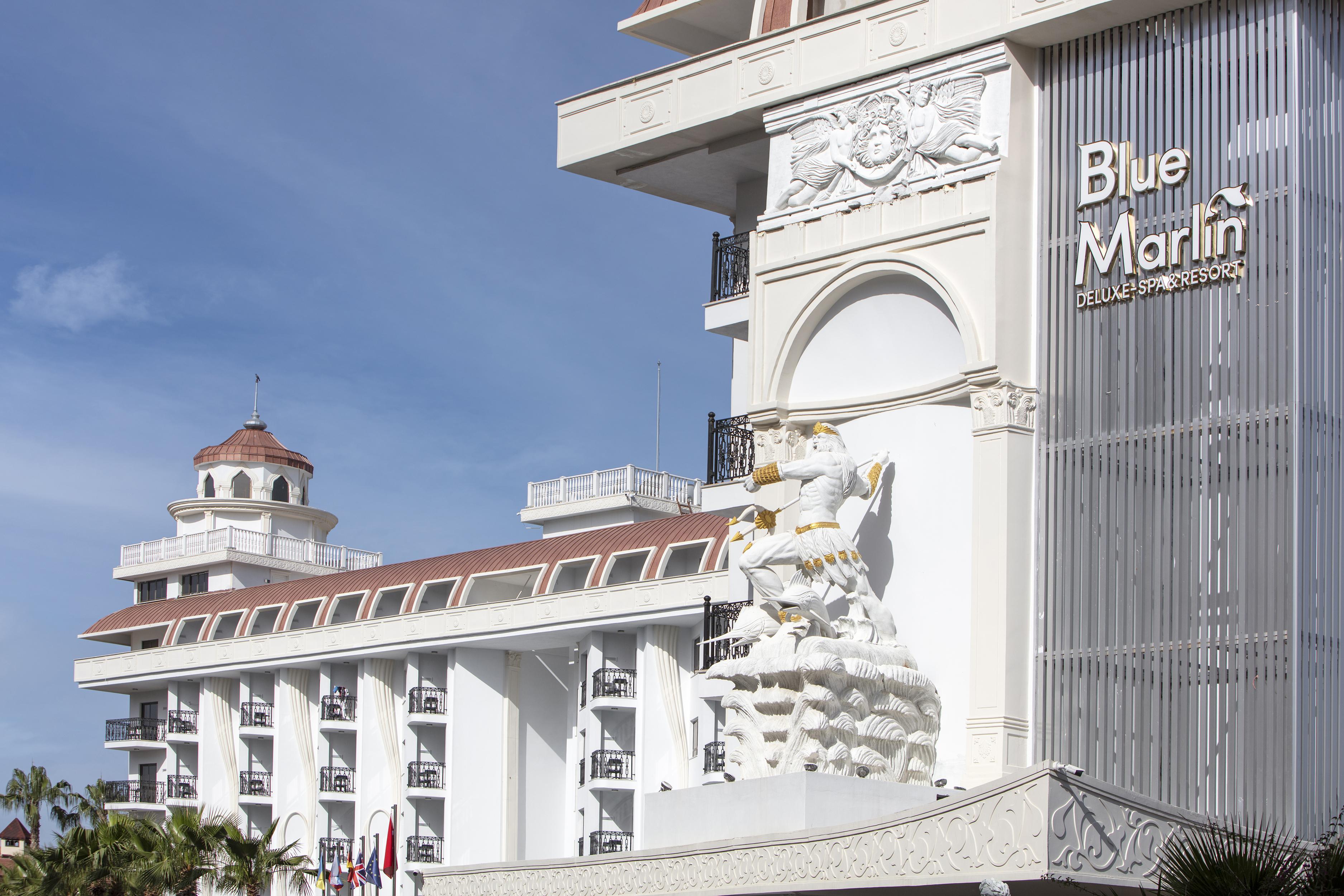 Hotel Blue Marlin Deluxe &