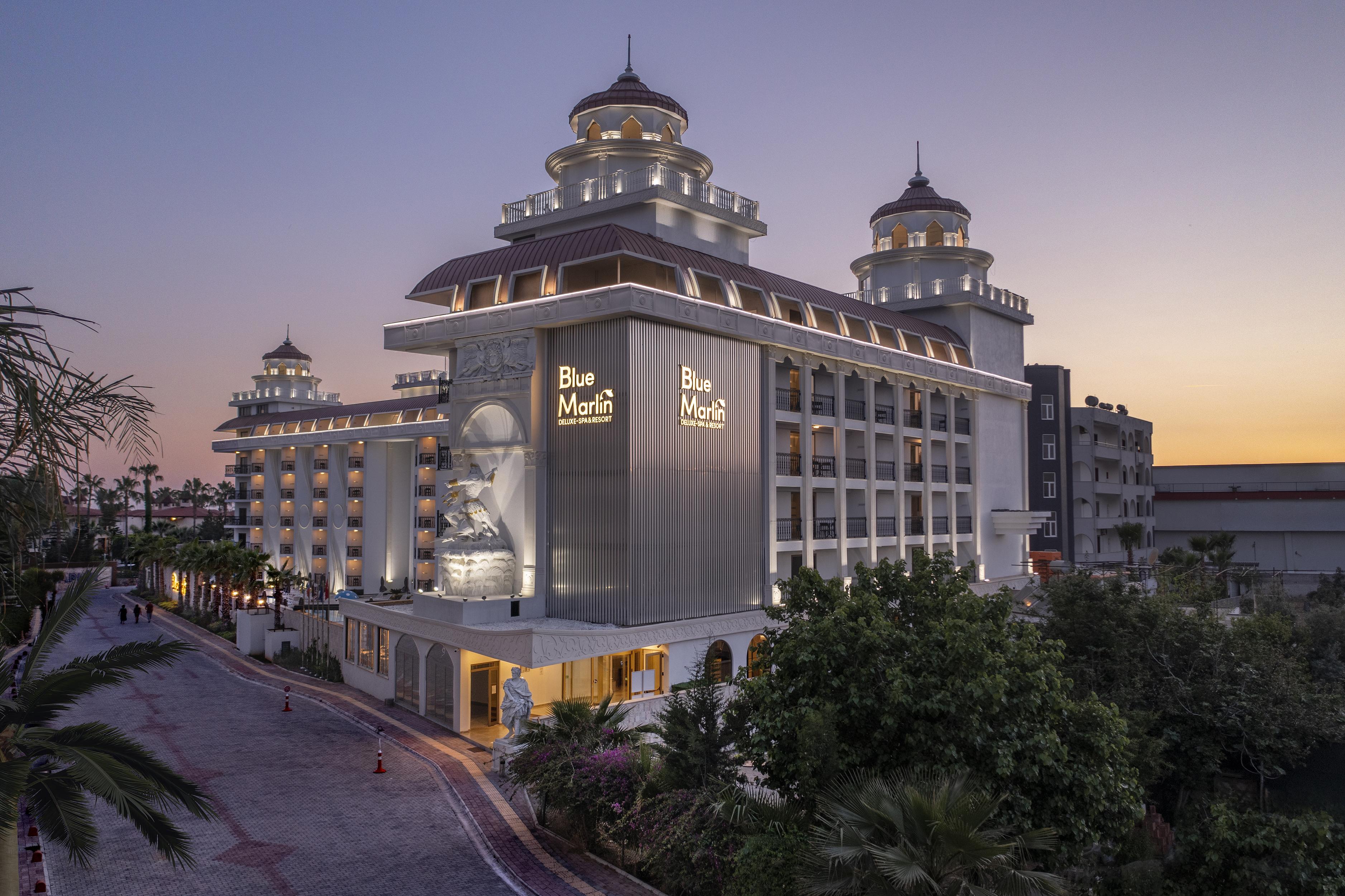 Blue Marlin Deluxe & 5*