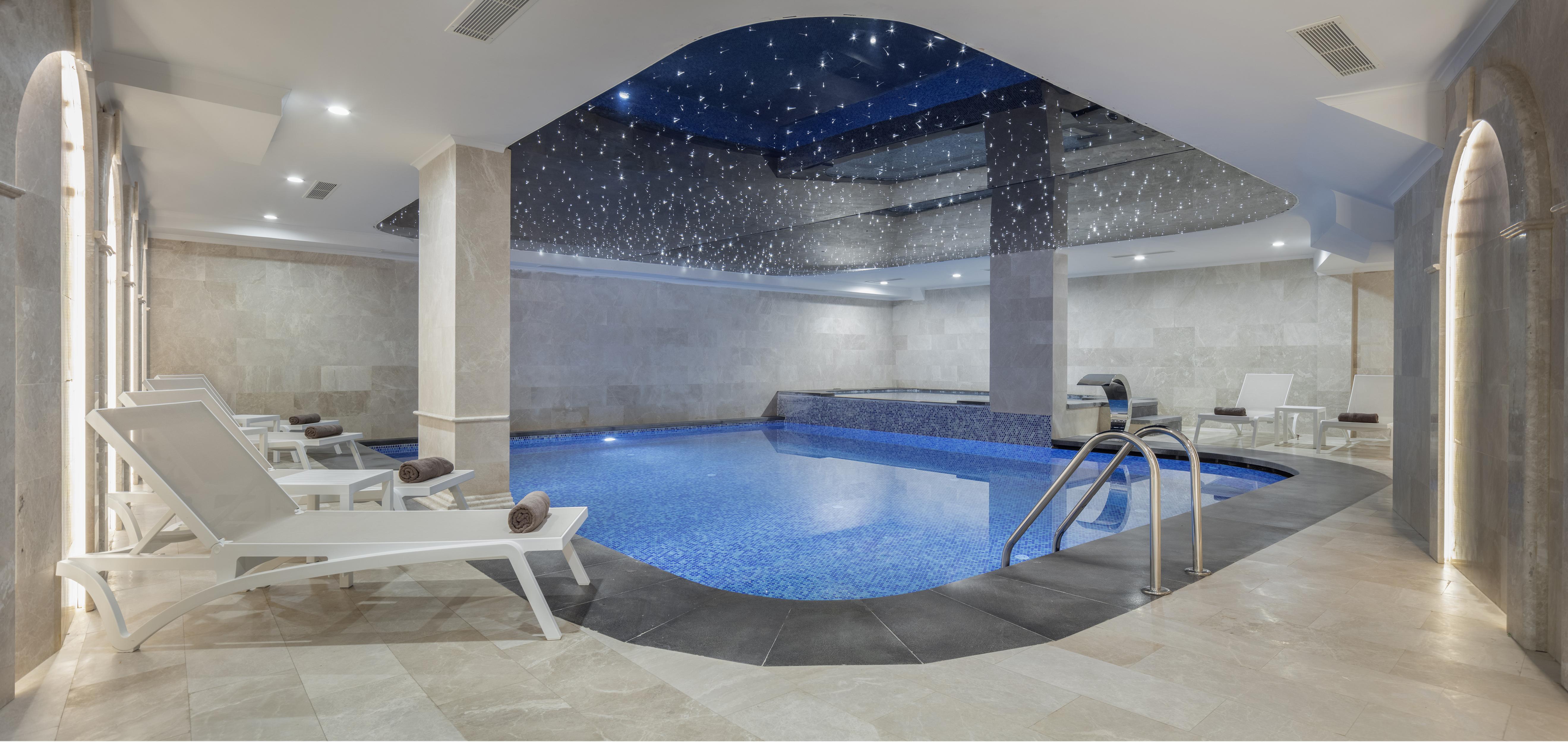 Blue Marlin Deluxe & Hotel Konakli