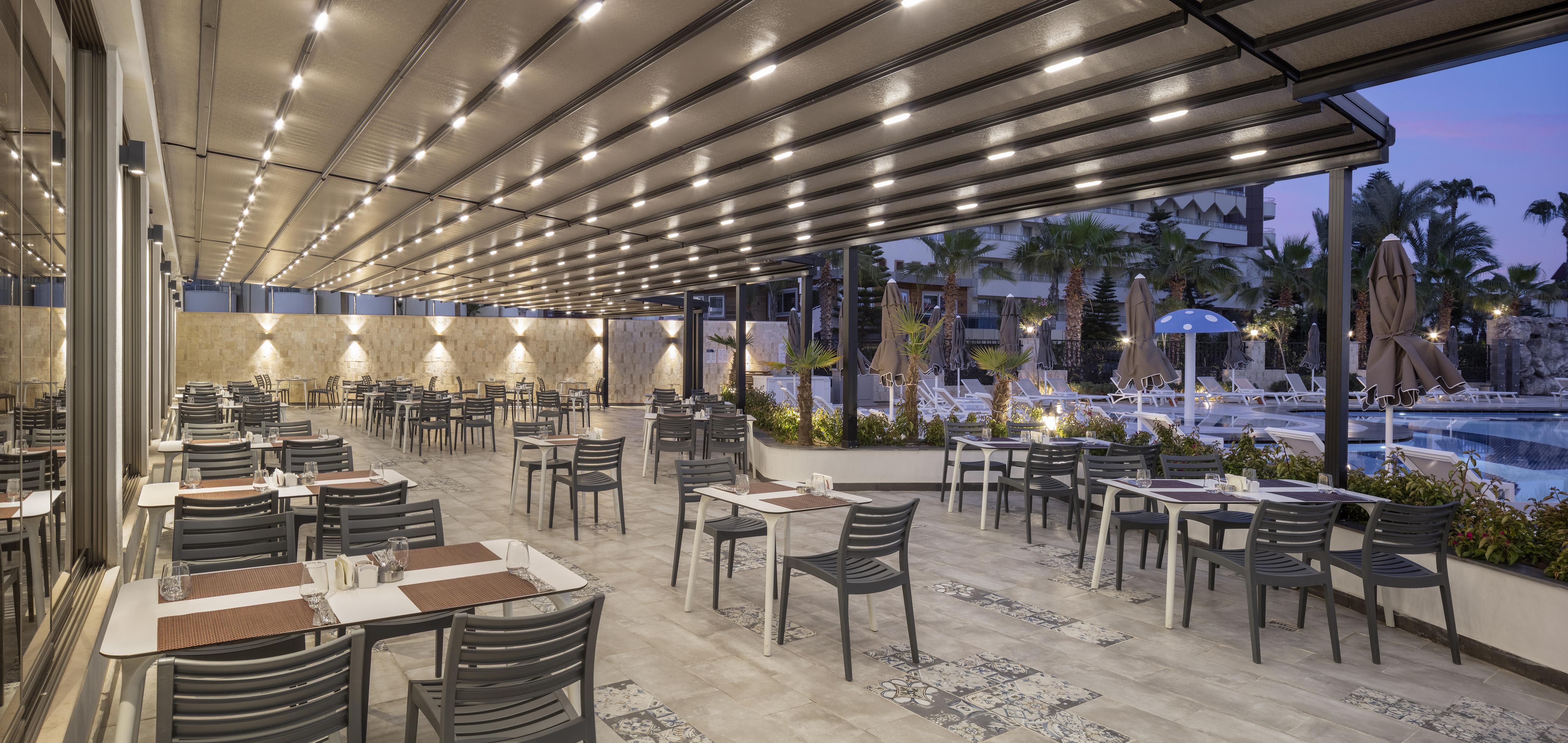Blue Marlin Deluxe & 5*