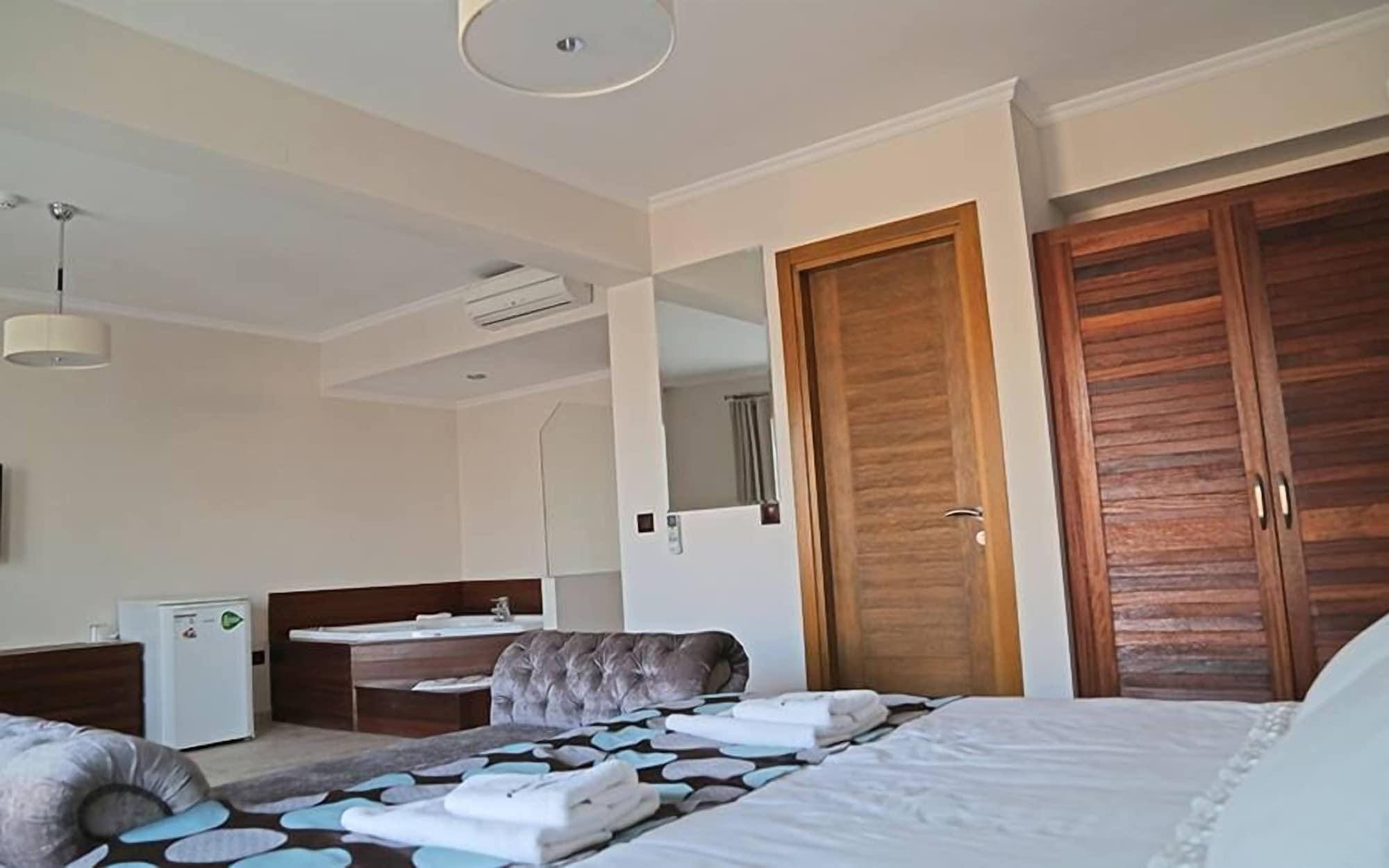 Silvanus Hotel