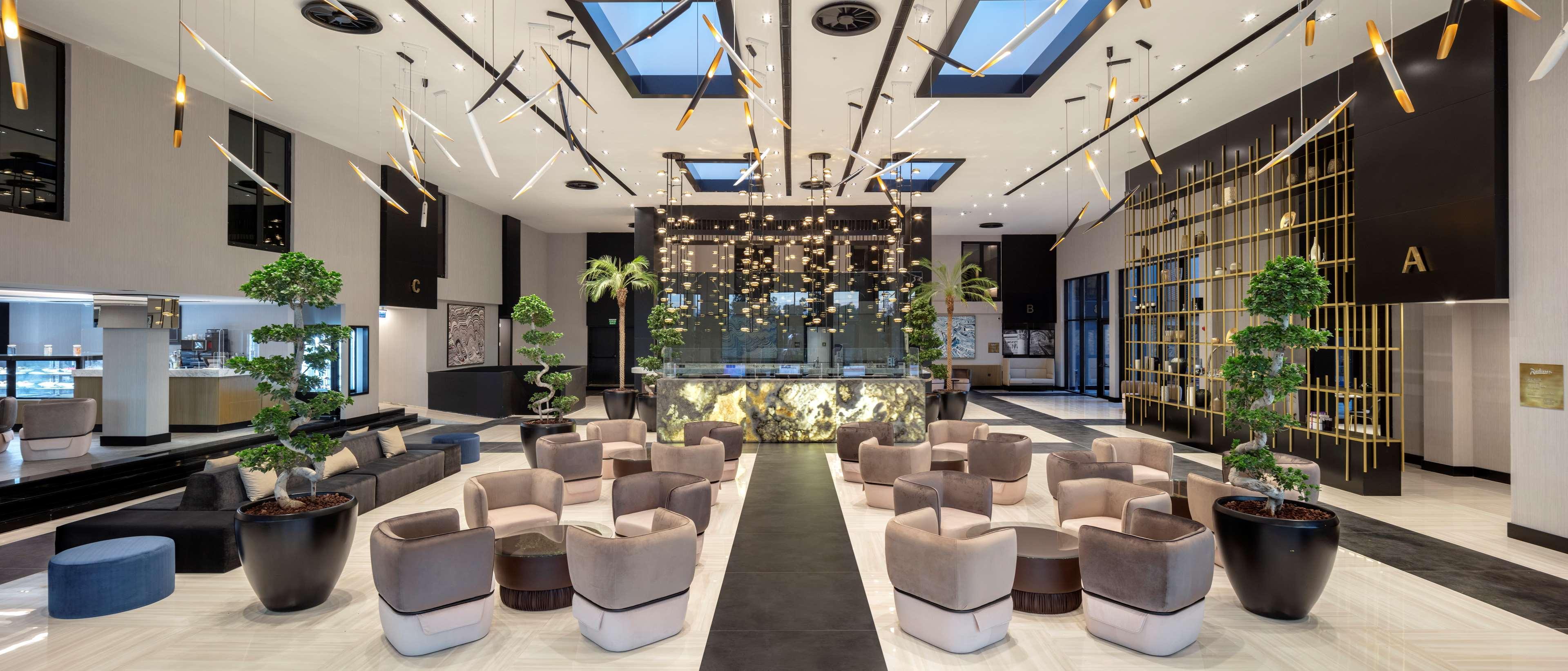 Hotel Radisson Aliaga 5*