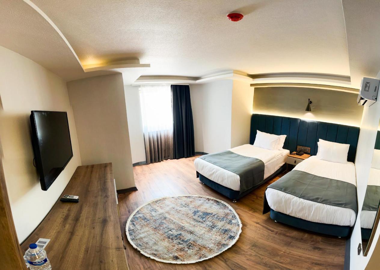 Nira Boutique Hotel 4*