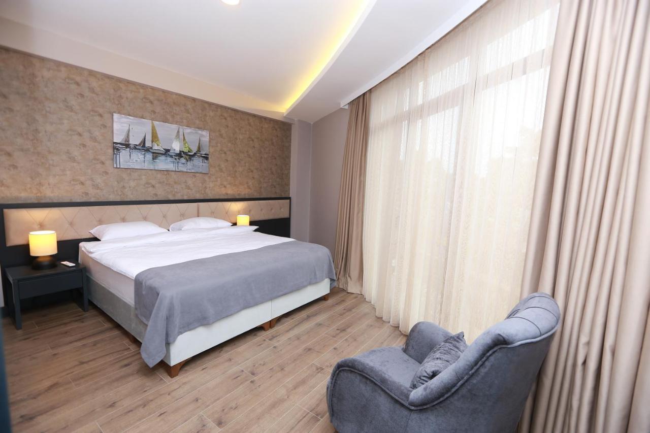 Pentahor Hotel 3*
