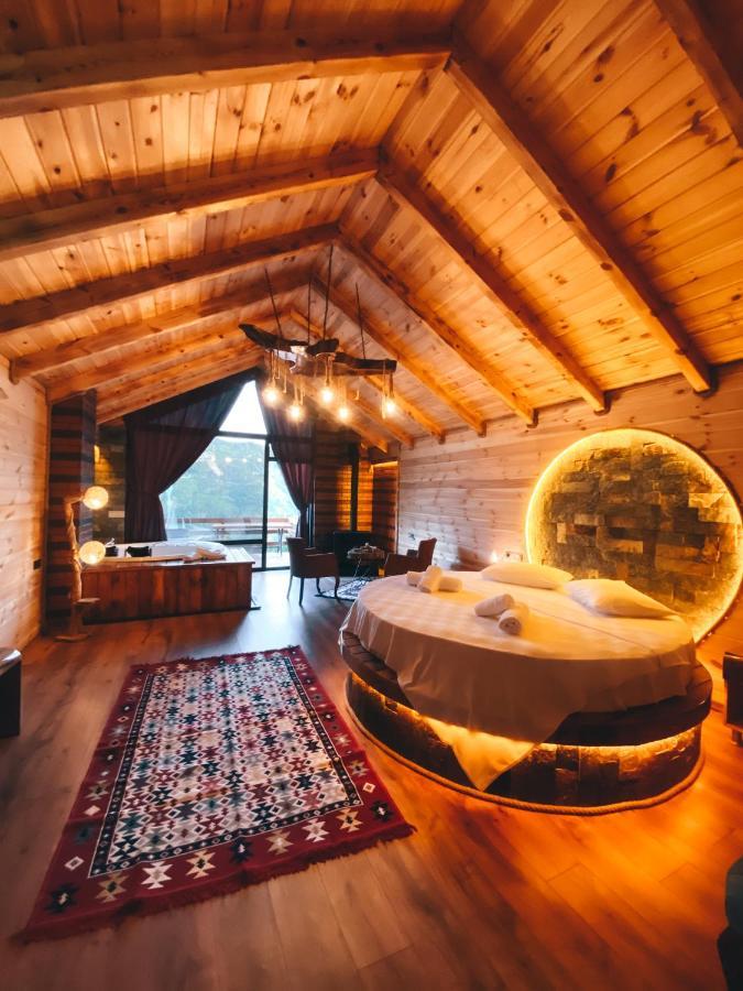 Hotel Zirvedekal *