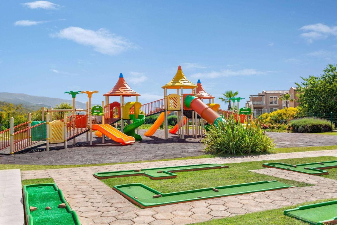 Wyndham Residences, Golf & Apartment *