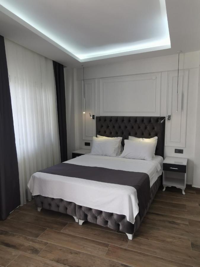 Efzen Hotel *