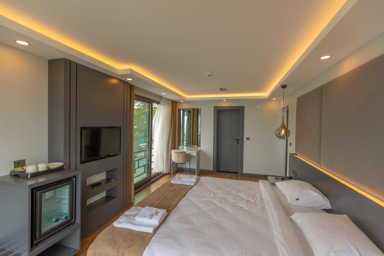 Santana Hotel