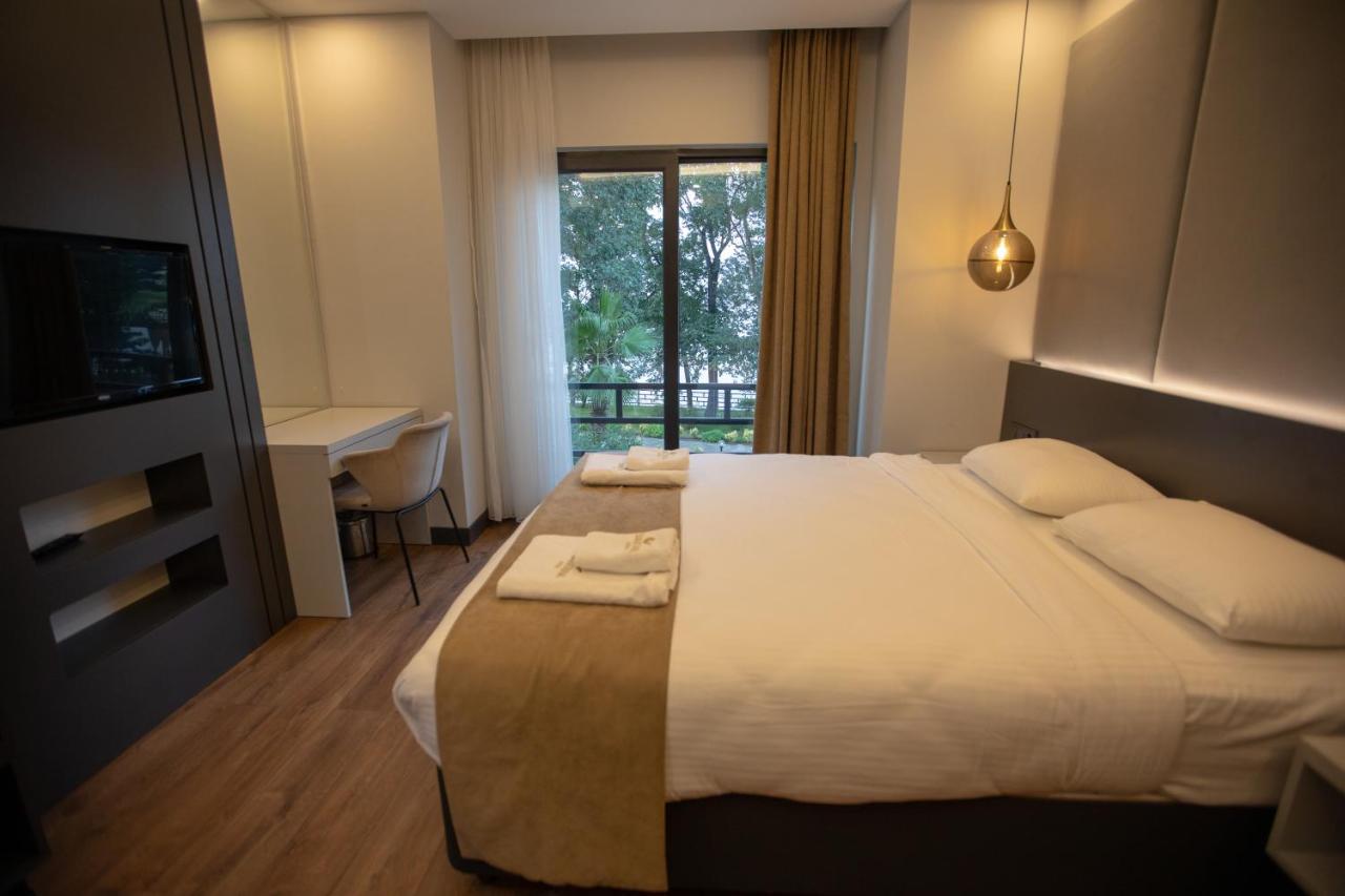 Santana Hotel