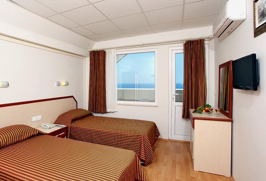Sea Bird Hotel 3*