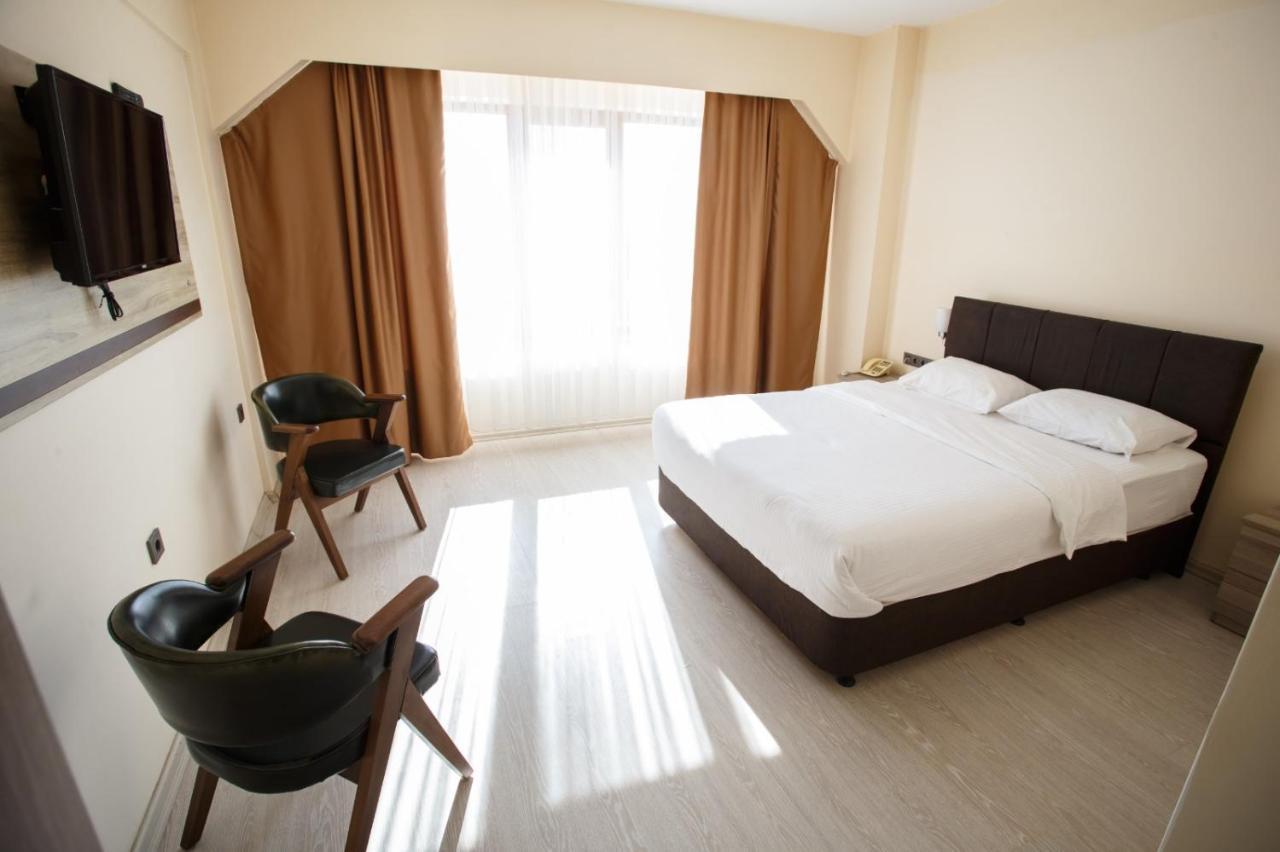 Tuna Hotel