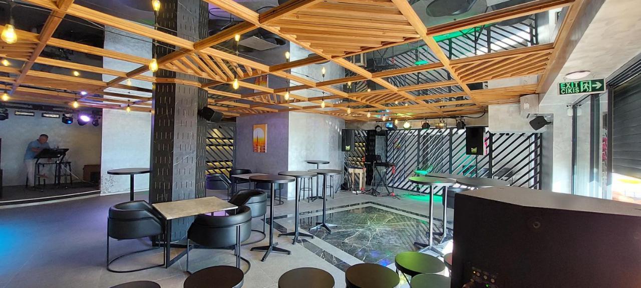 Signature Blue Hotel 5*
